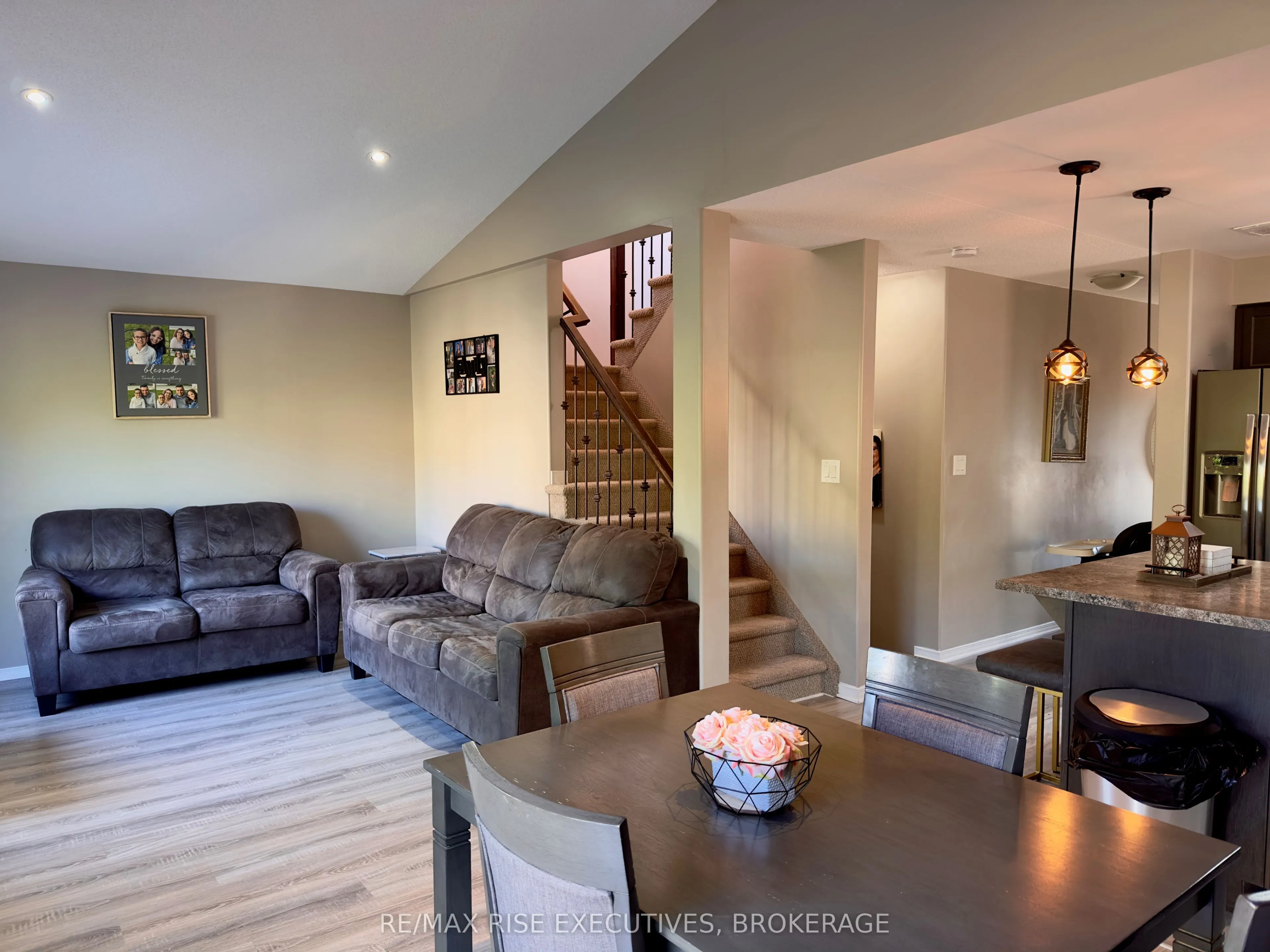 1651 Crimson Crescent