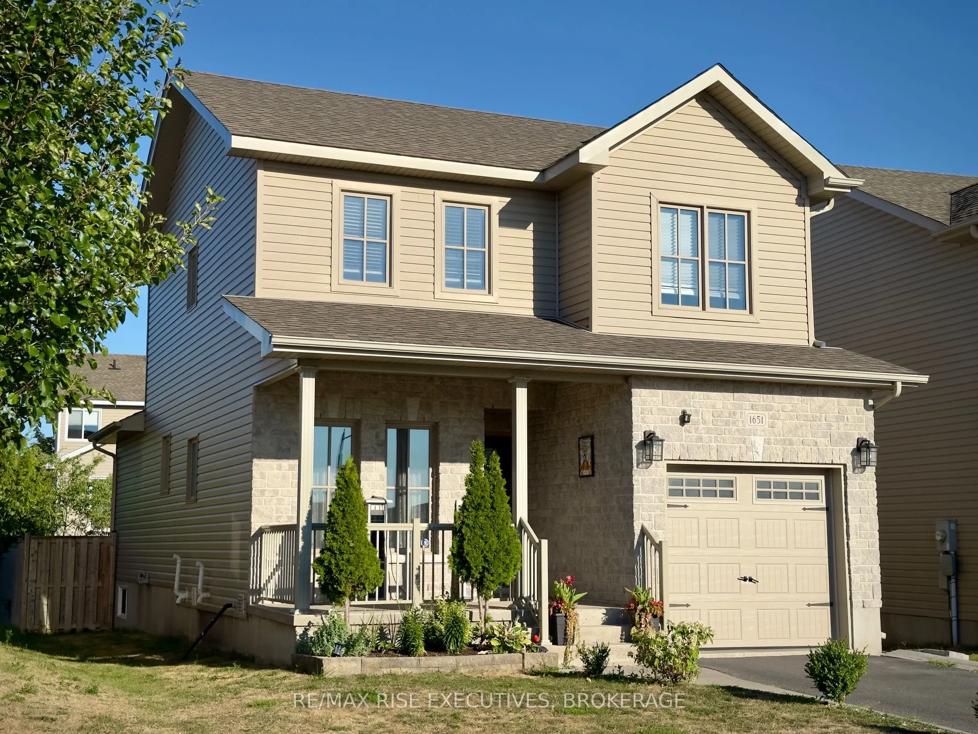 1651 Crimson Crescent