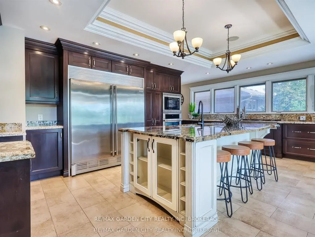 28 MARSDALE Drive