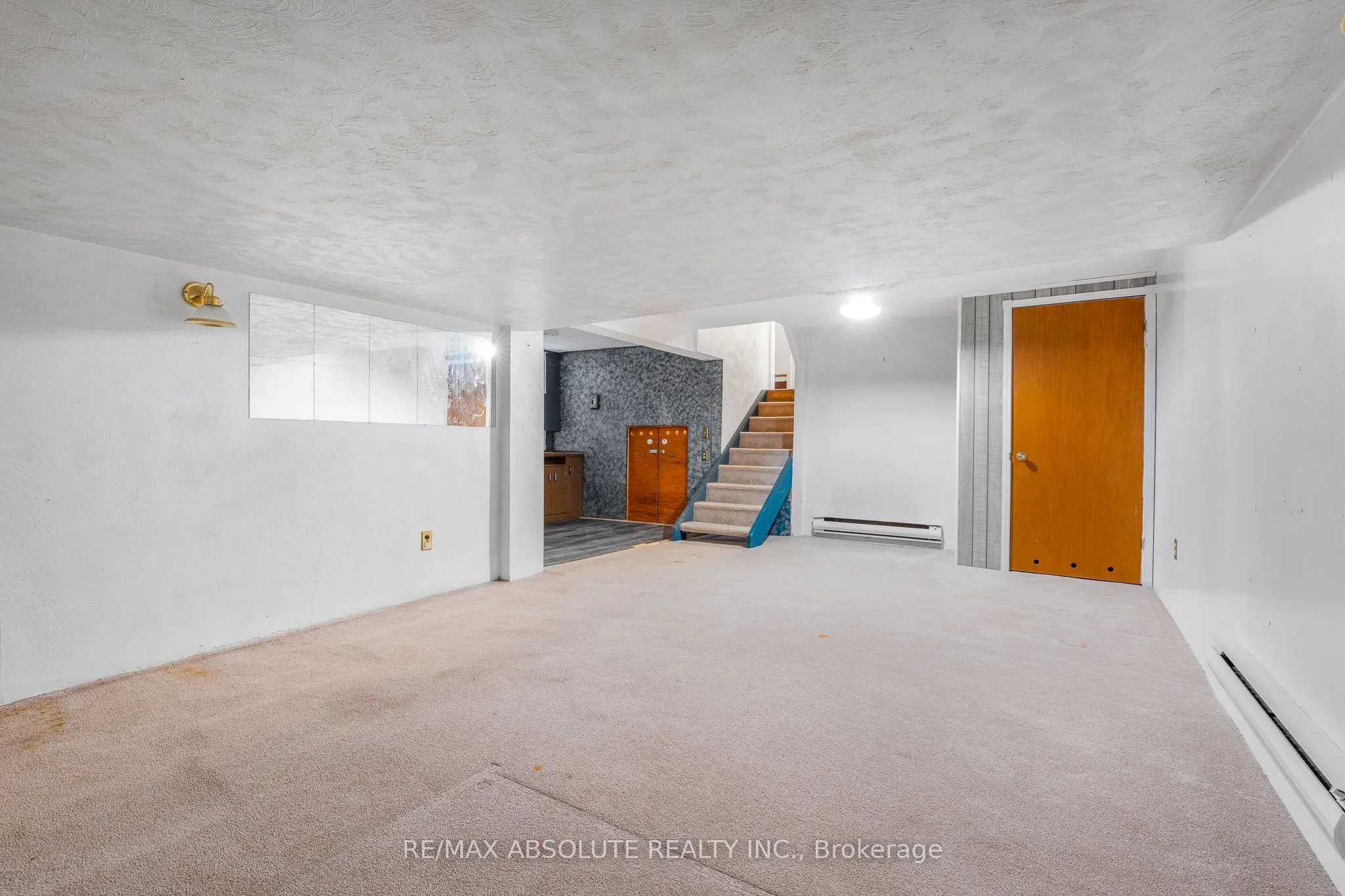 366 Charron Street
