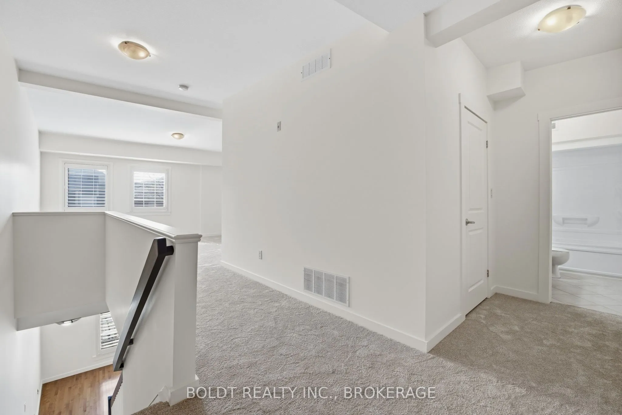 49 ONTARIO Street #8