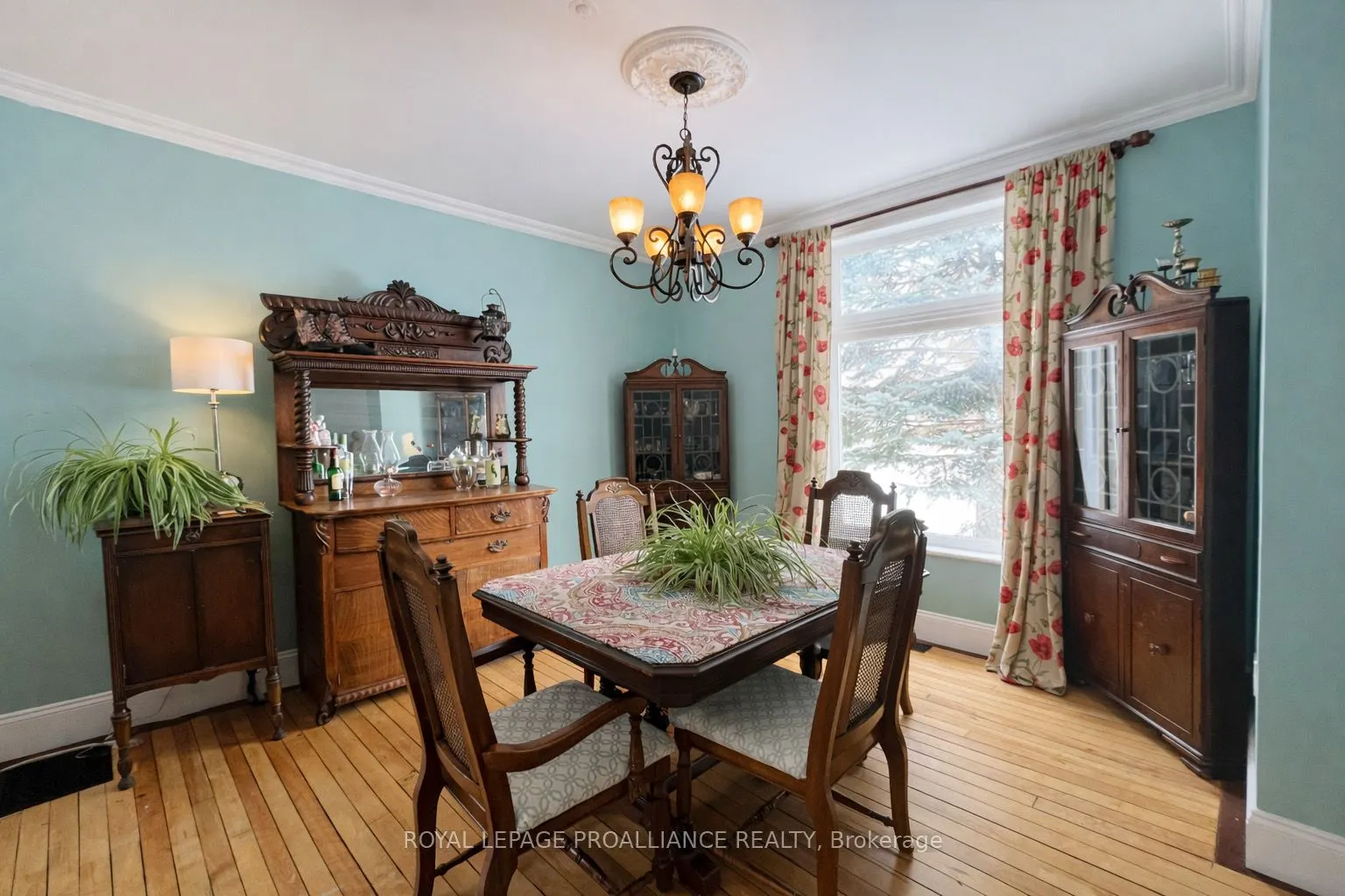 308 Bleecker Avenue