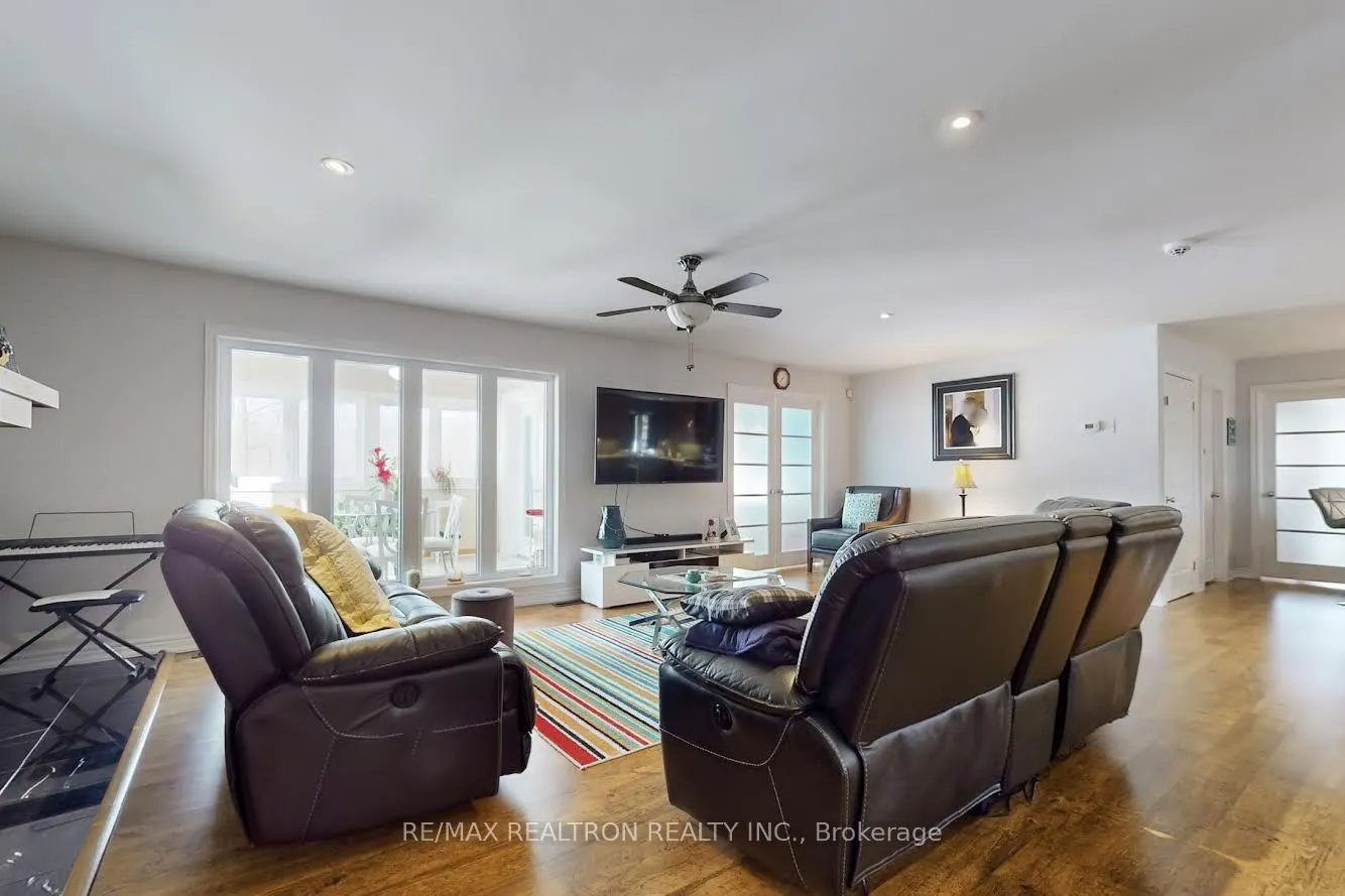 709 Roland Road