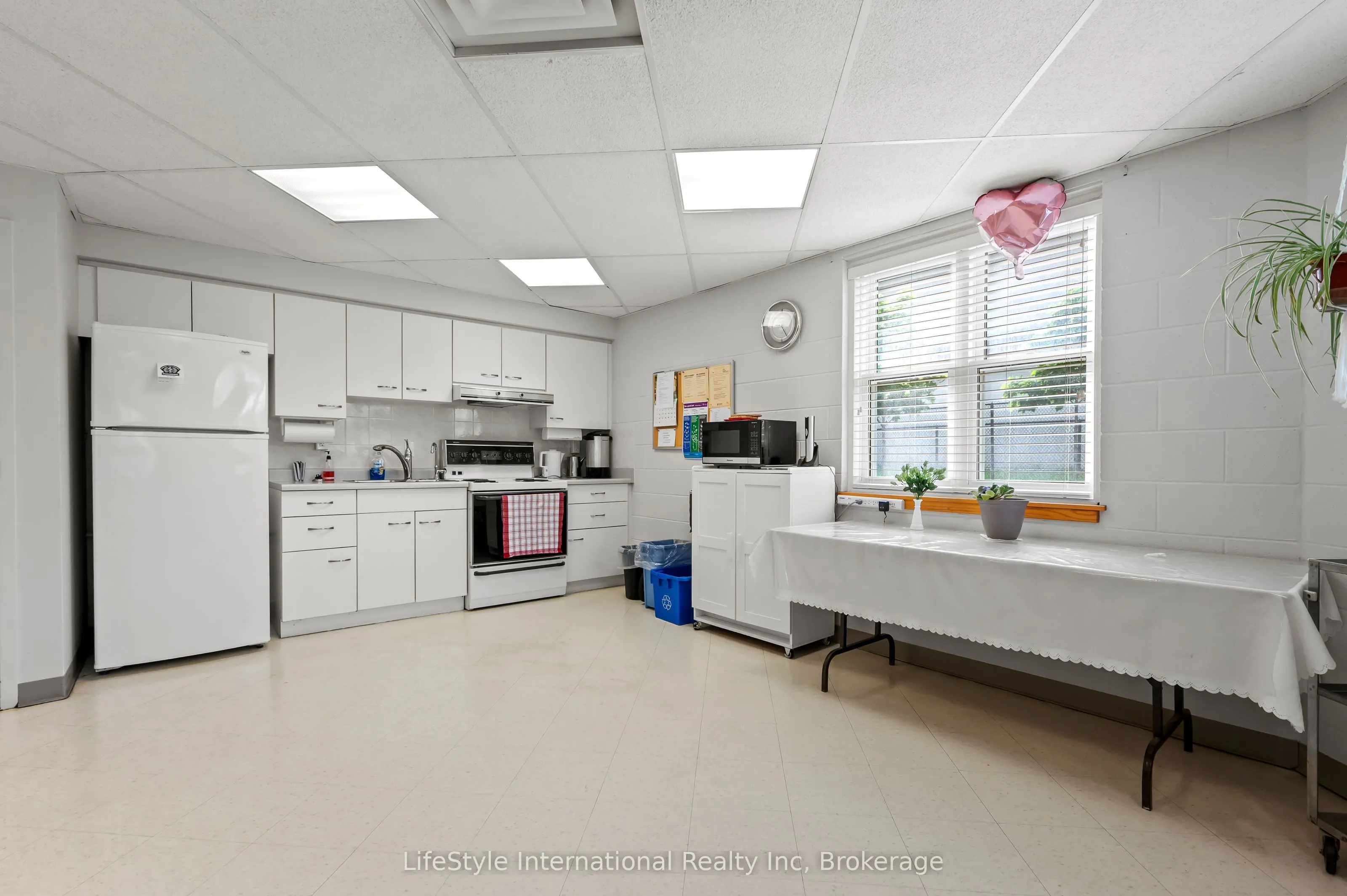 208 Silvercreek Parkway N #205