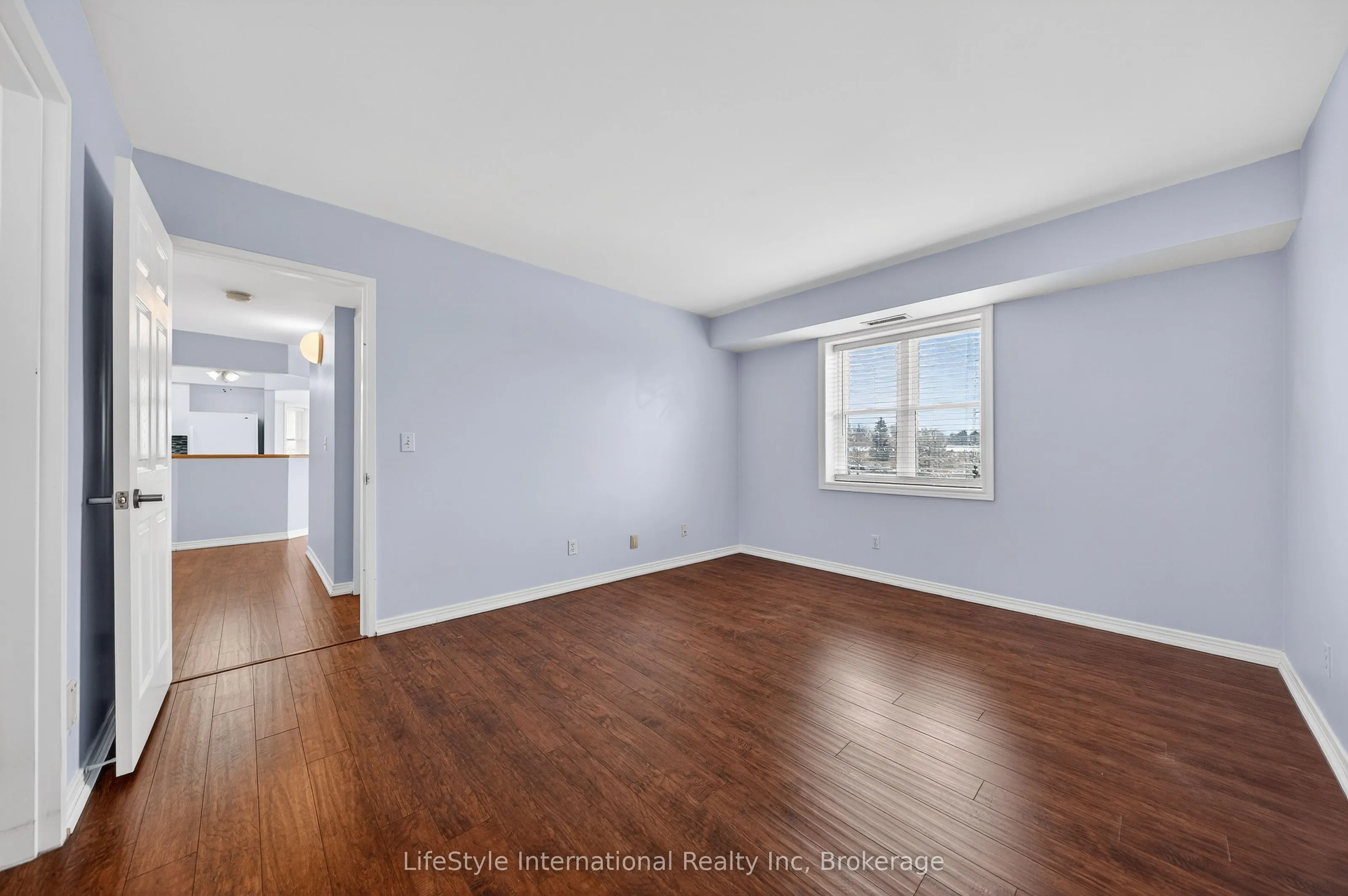 208 Silvercreek Parkway N #306
