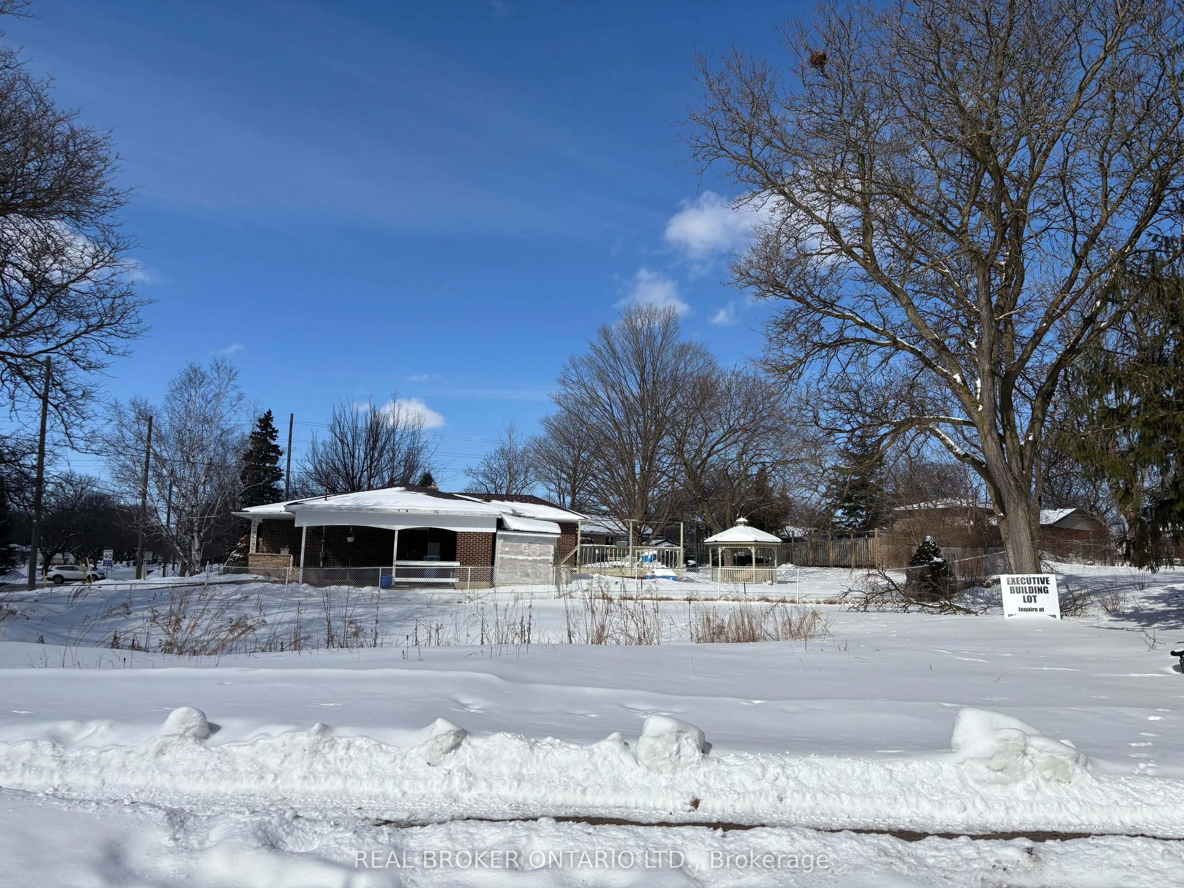 6 Sherwood Drive