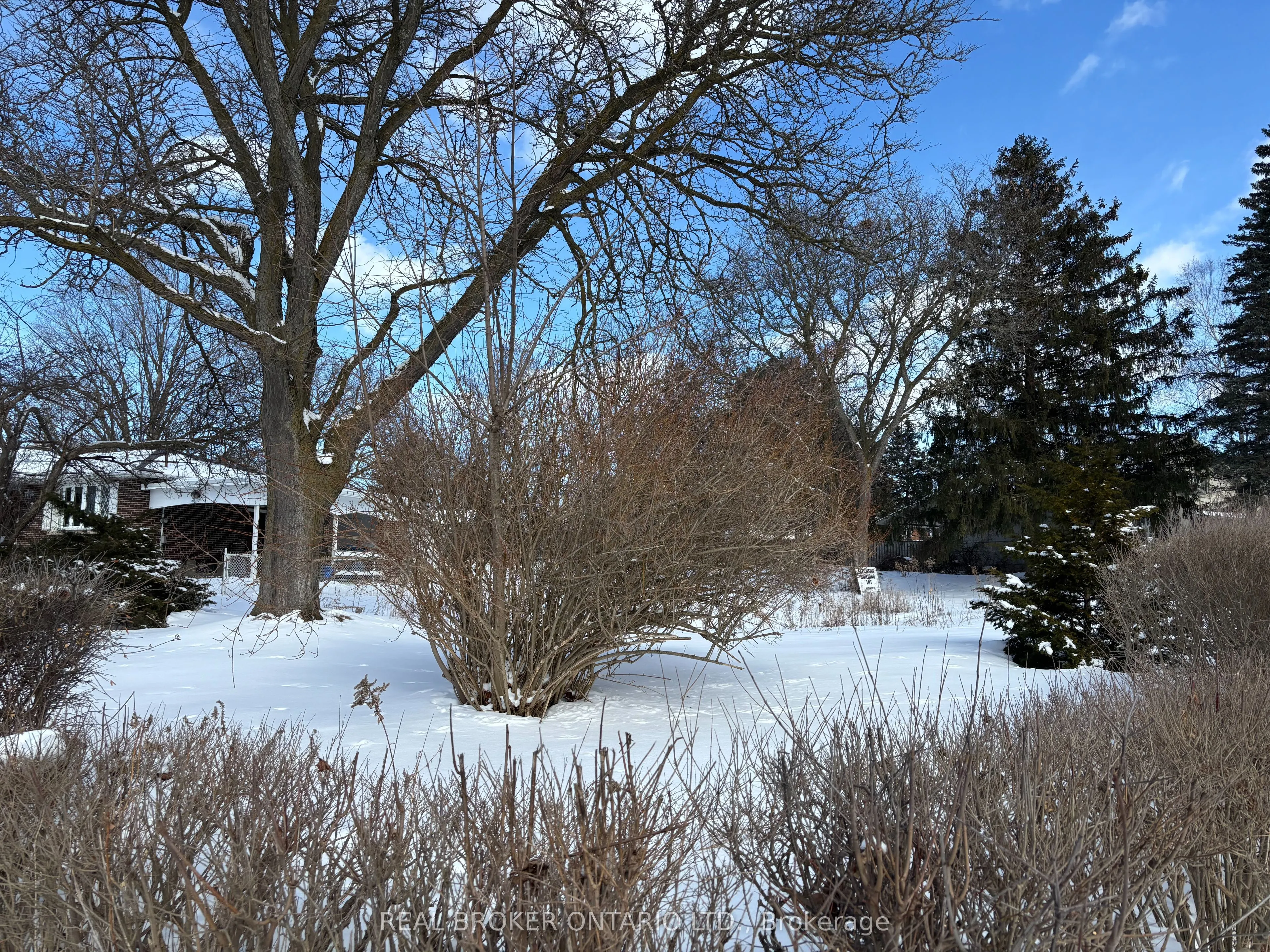 6 Sherwood Drive