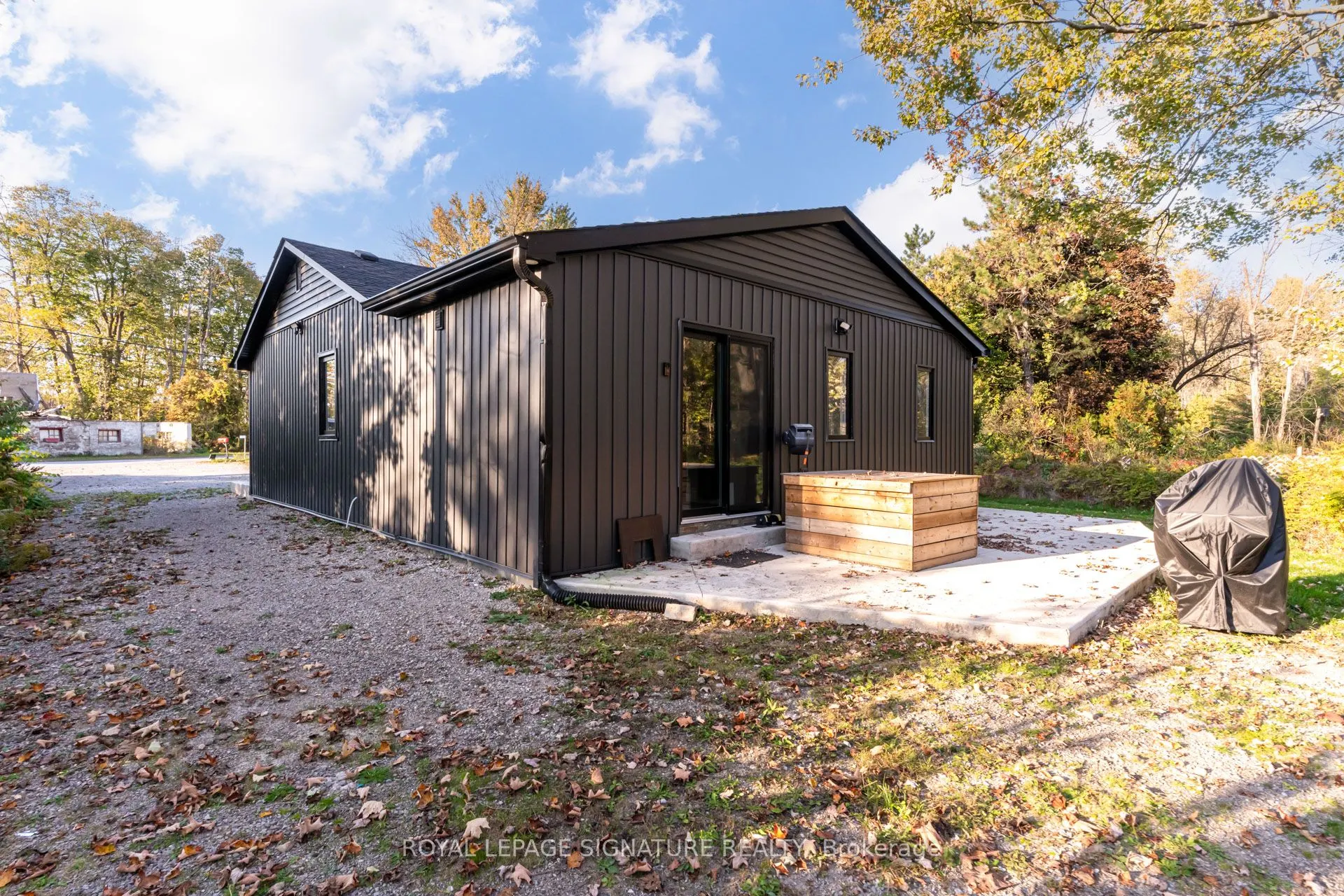 8 Mountsberg Road