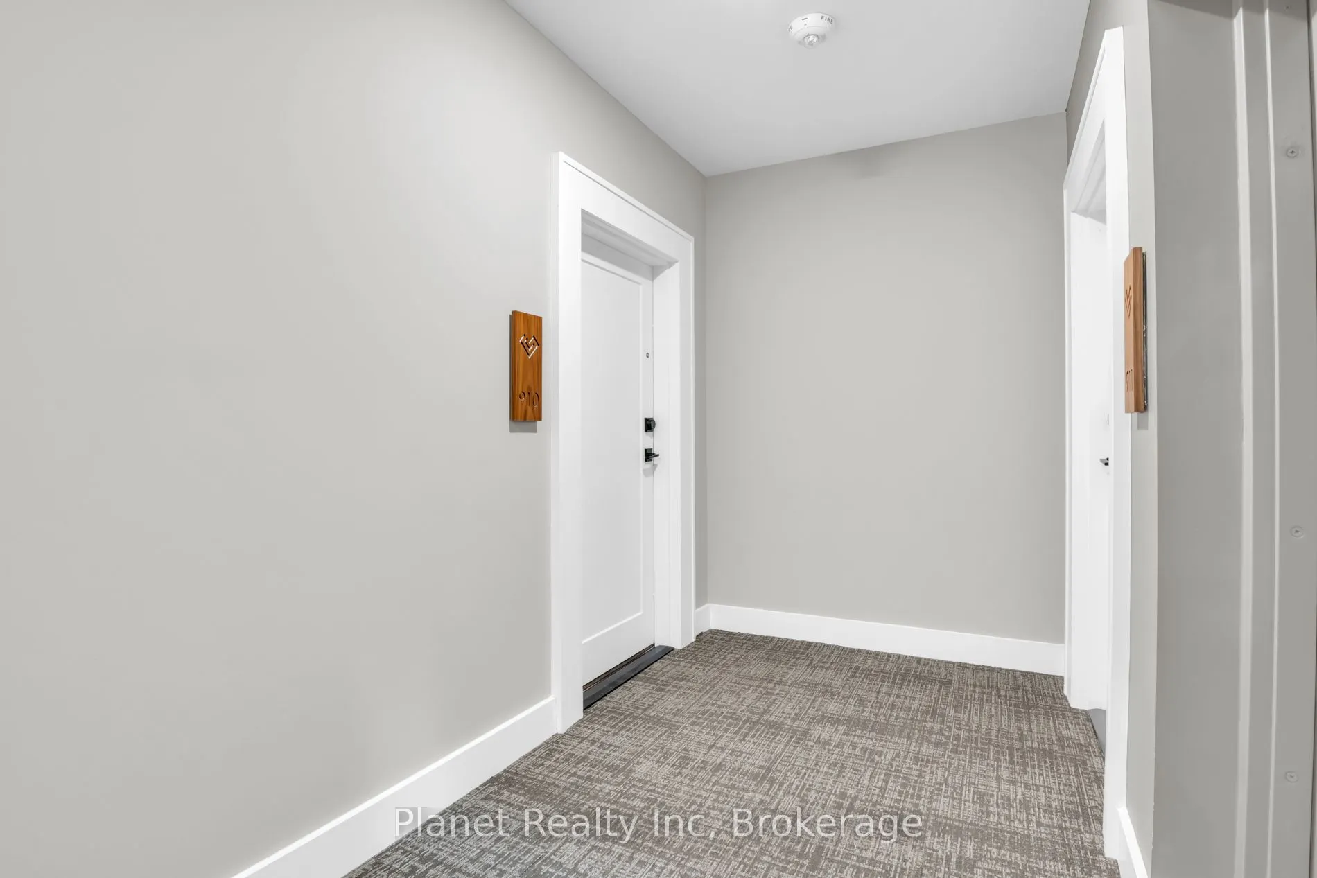 1878 Gordon Street #910