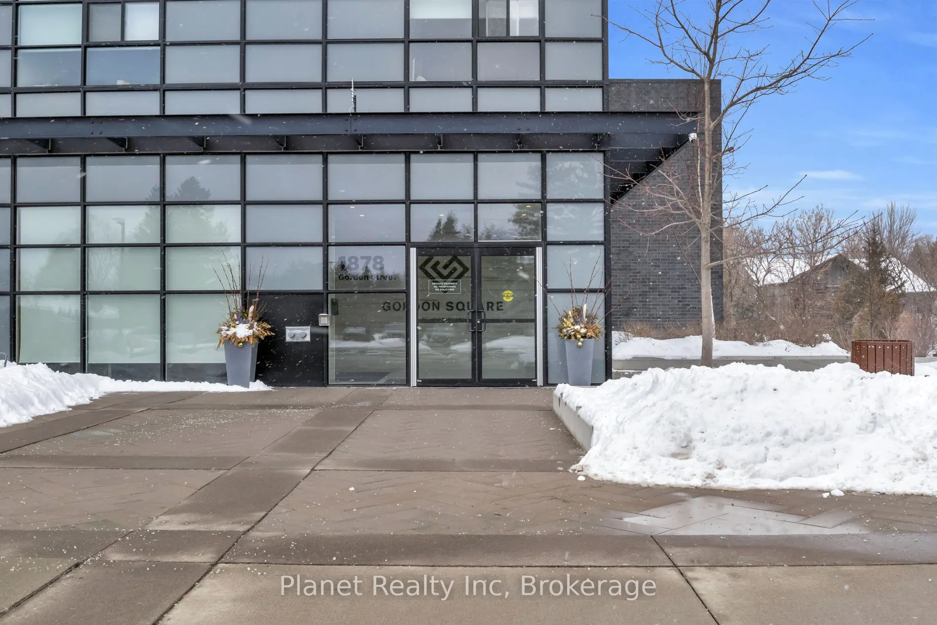 1878 Gordon Street #910
