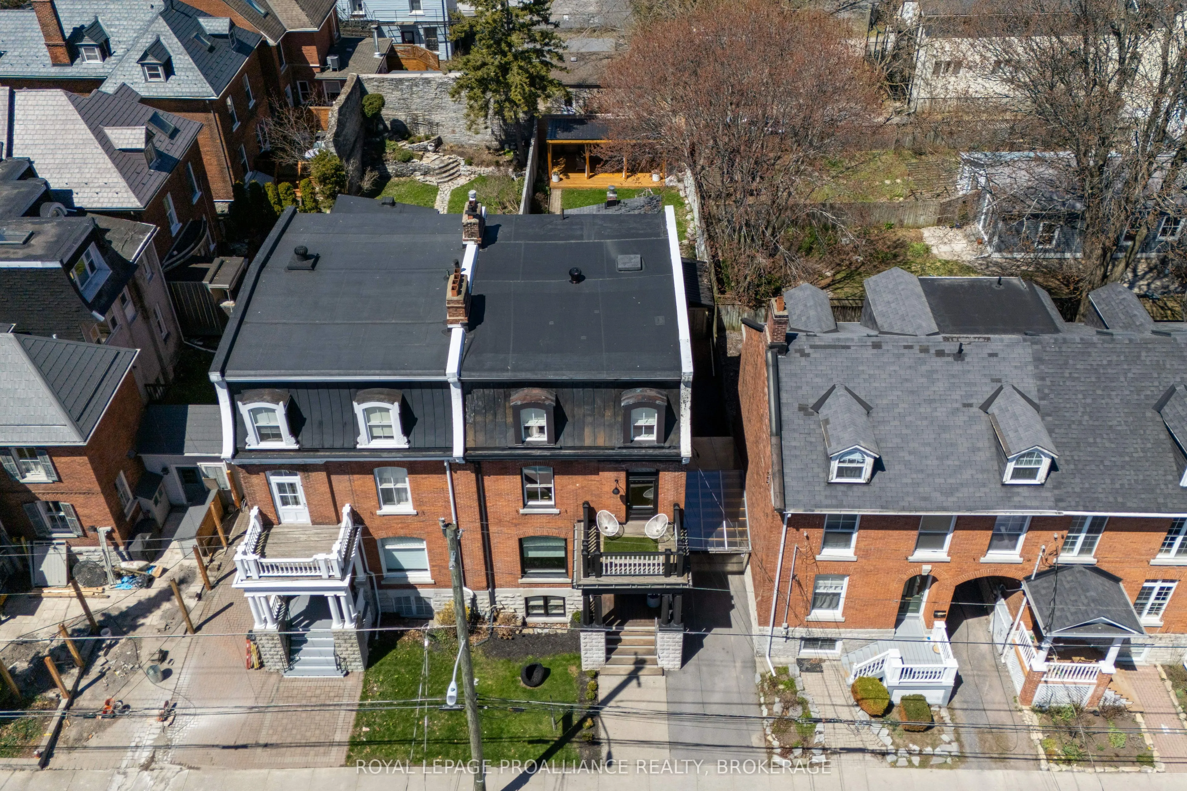 28 Wellington Street