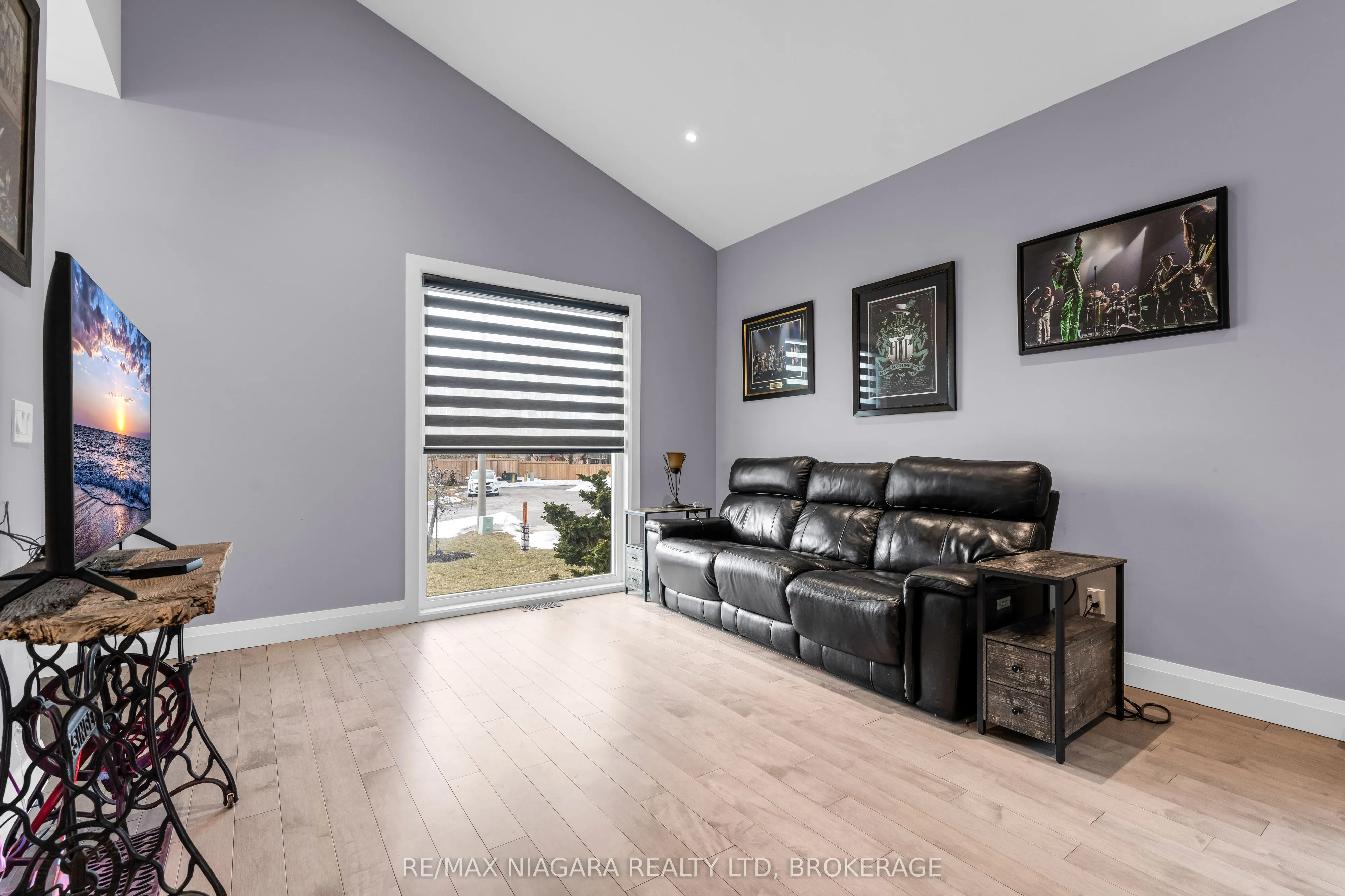 5 Heron Pointe Road