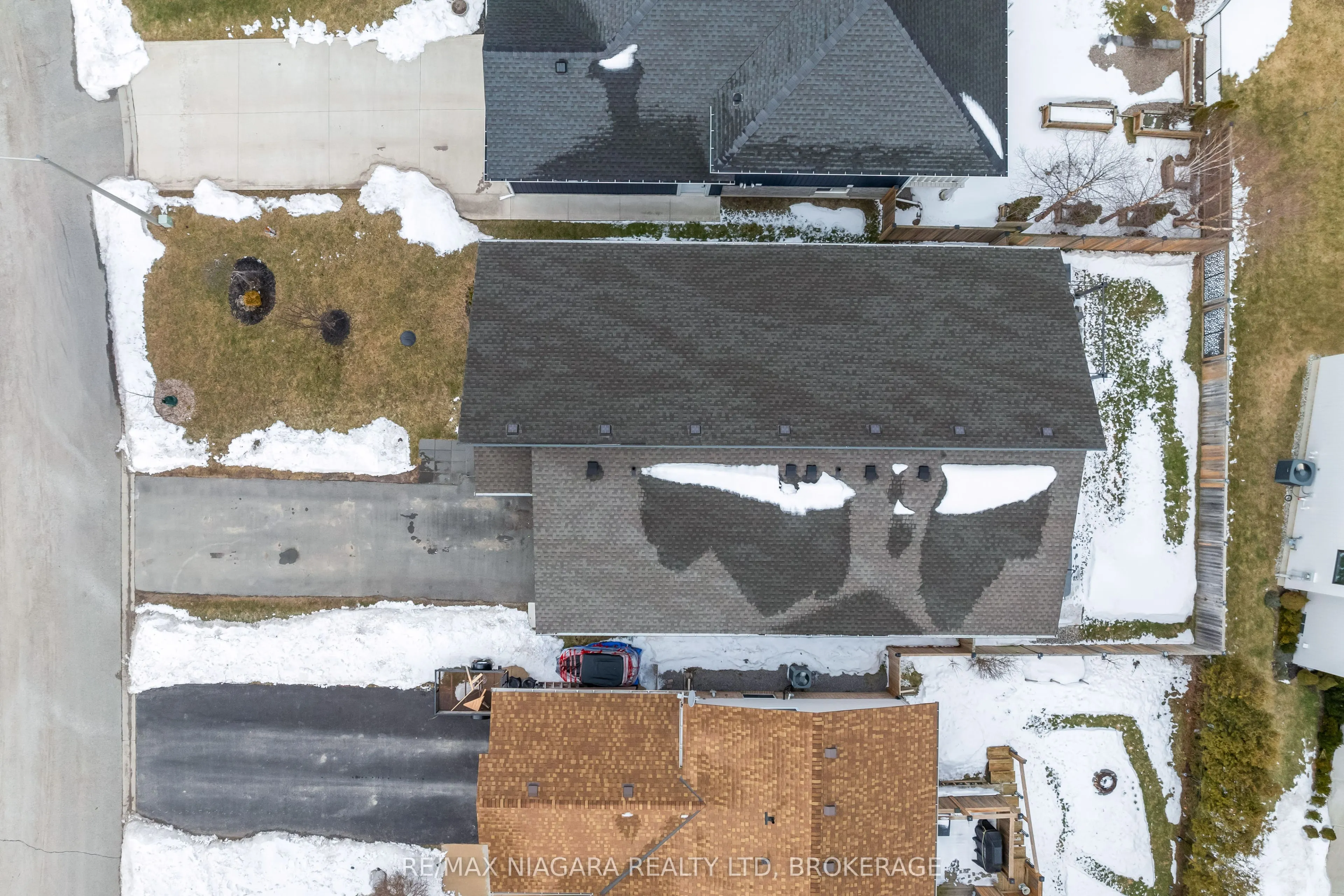 5 Heron Pointe Road