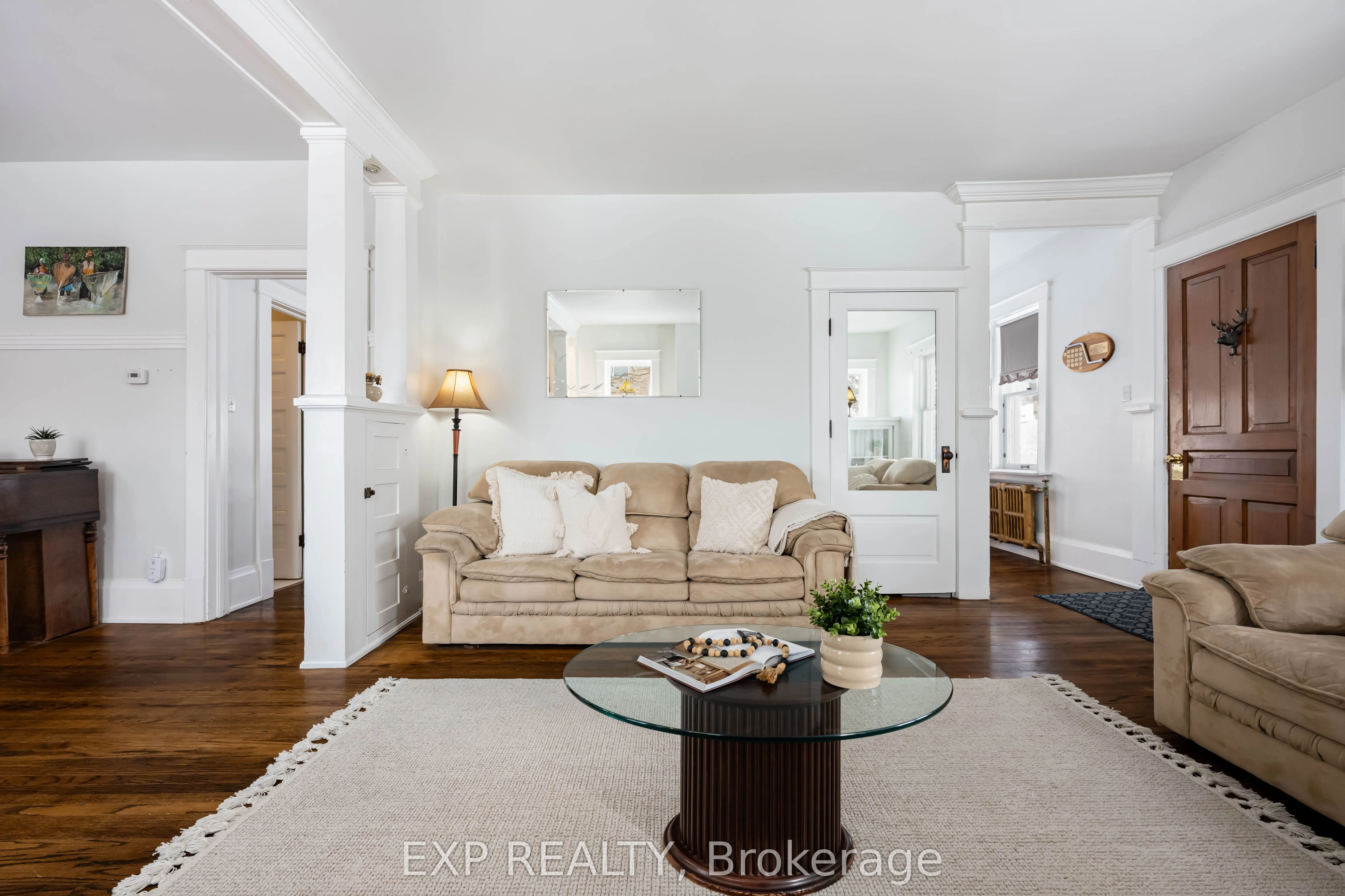 314 Main Street E