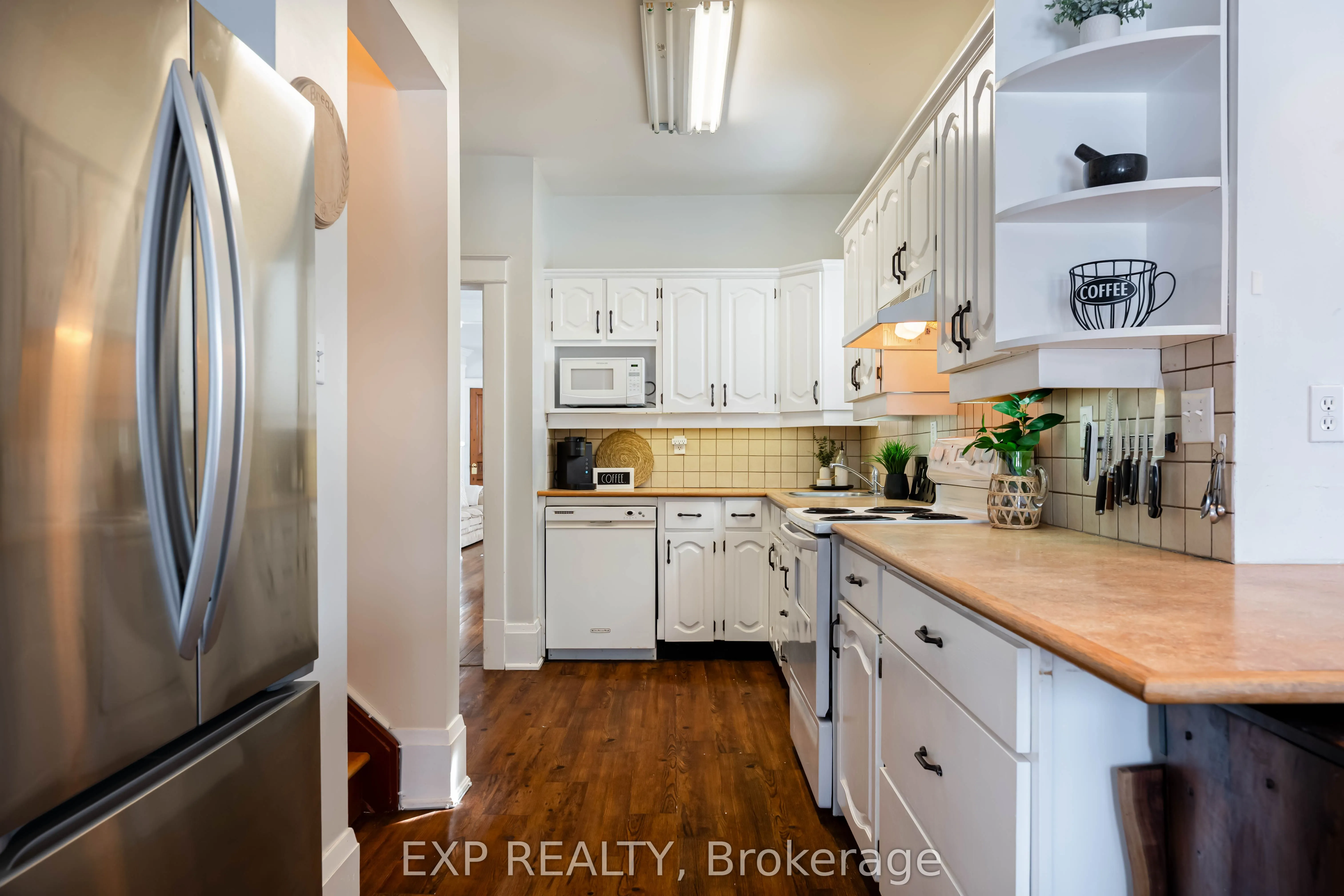 314 Main Street E