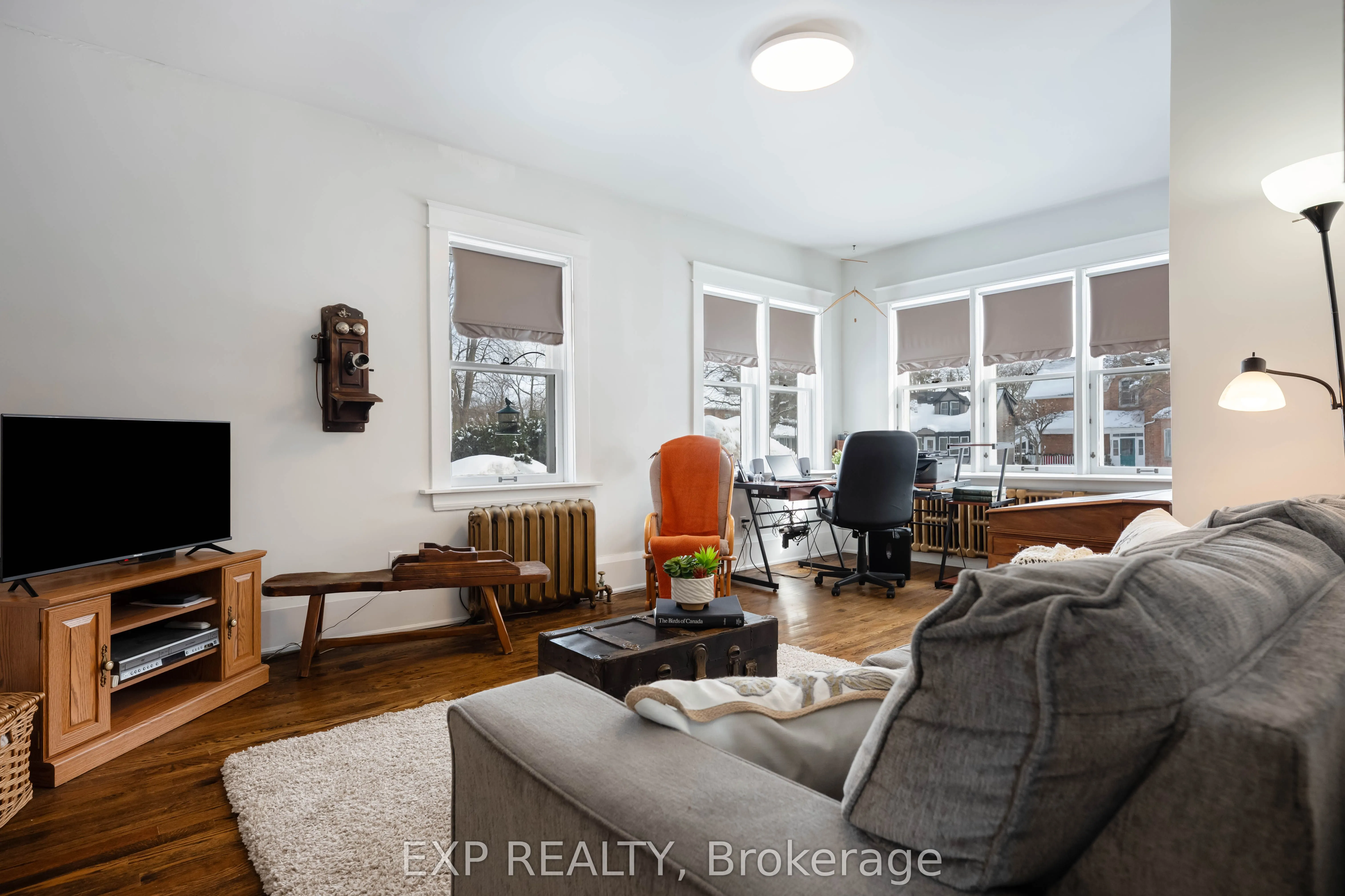 314 Main Street E