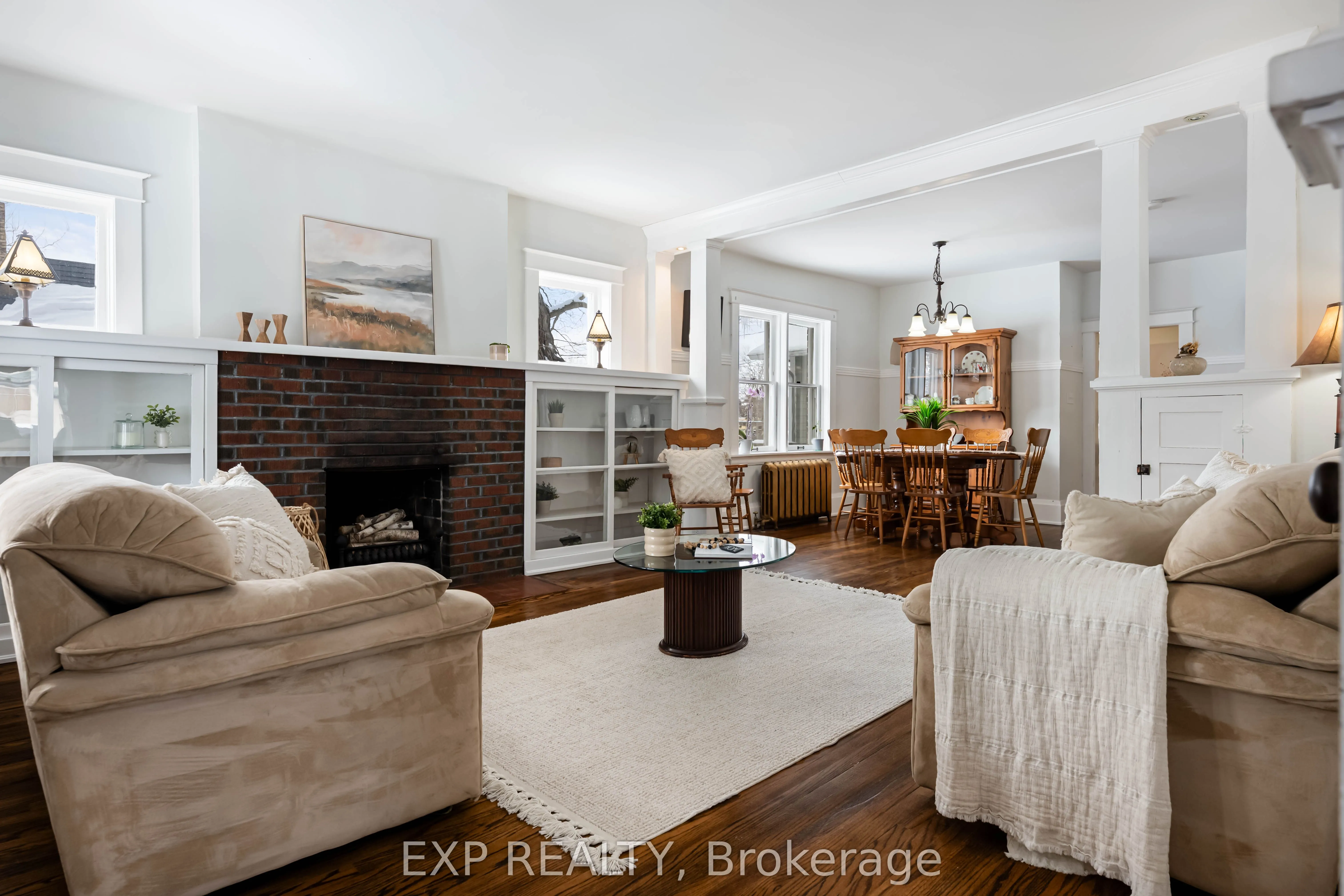 314 Main Street E