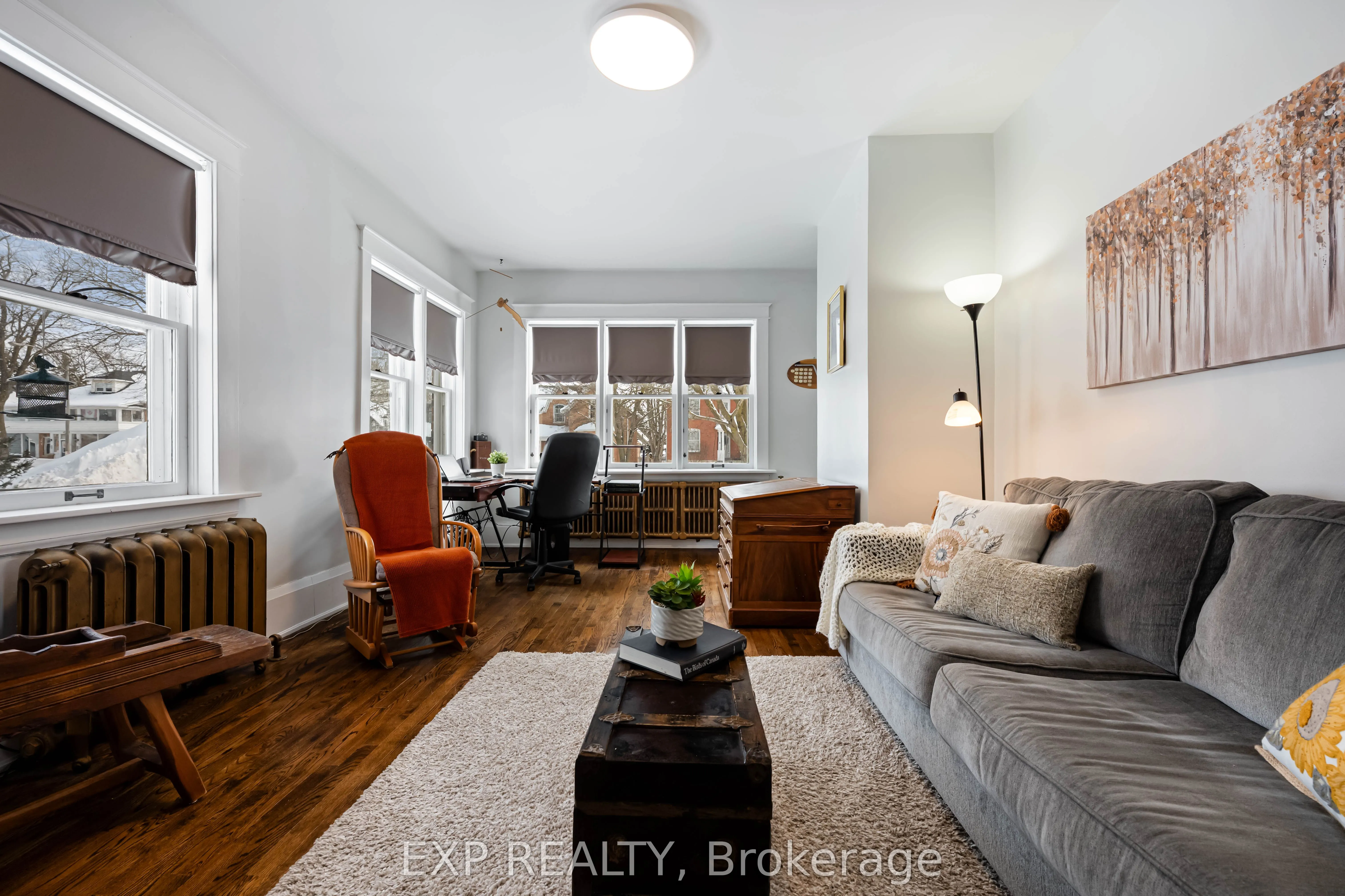314 Main Street E