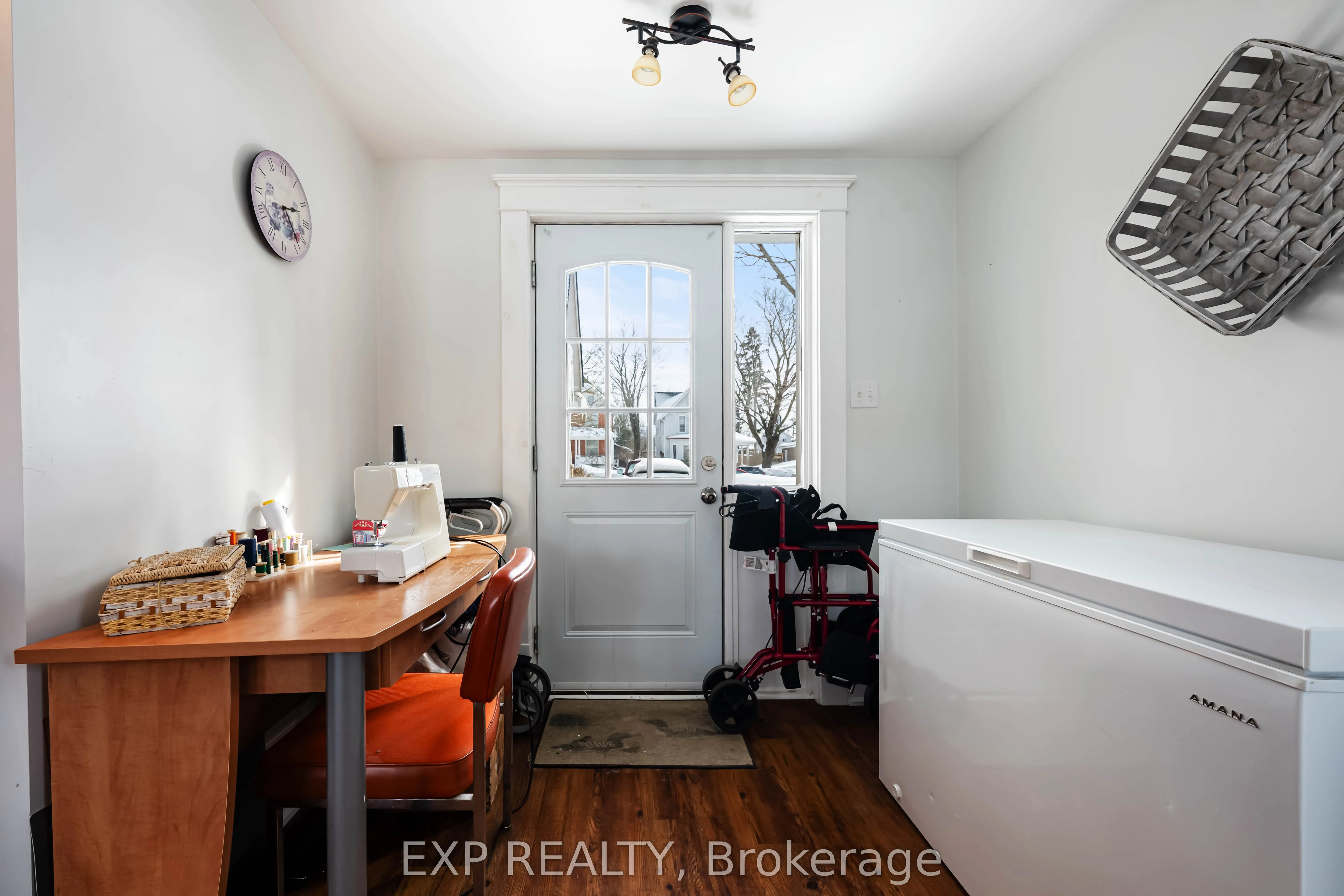 314 Main Street E