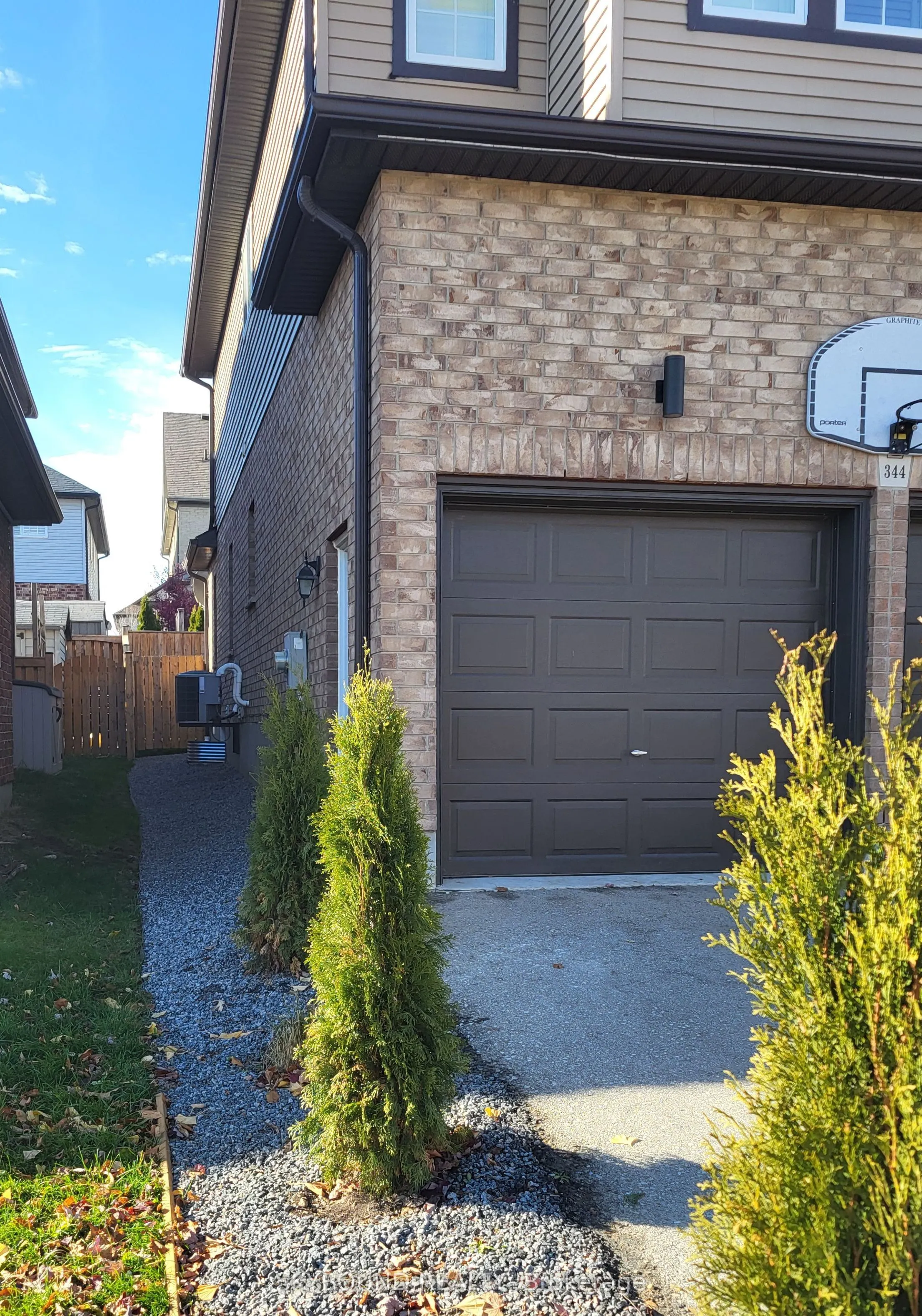 344 Watervale Crescent