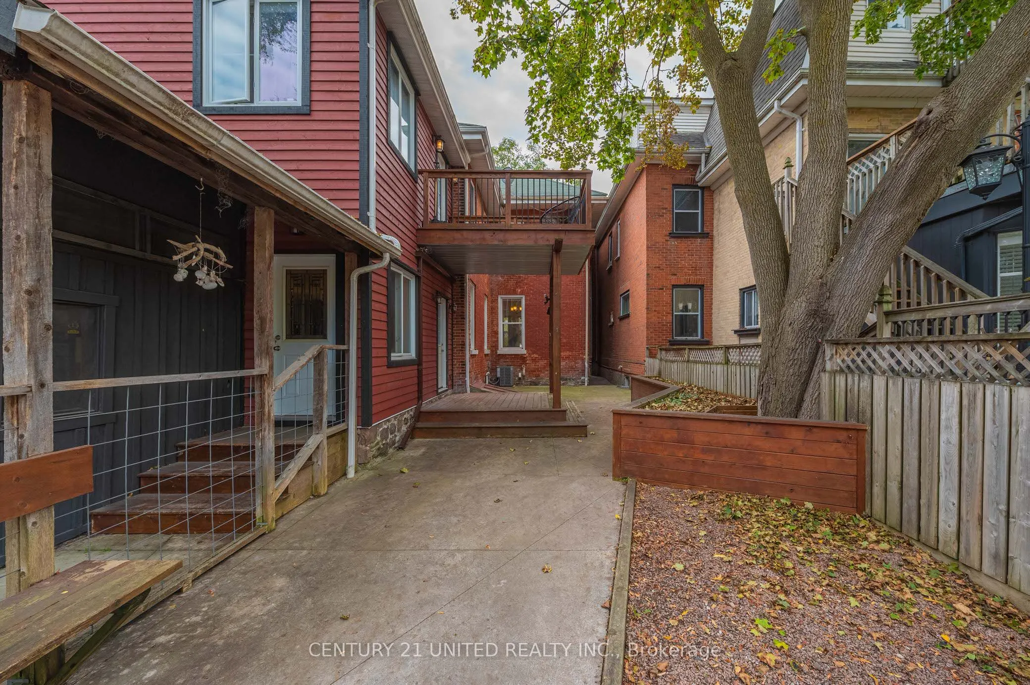 210 Mcdonnel Street