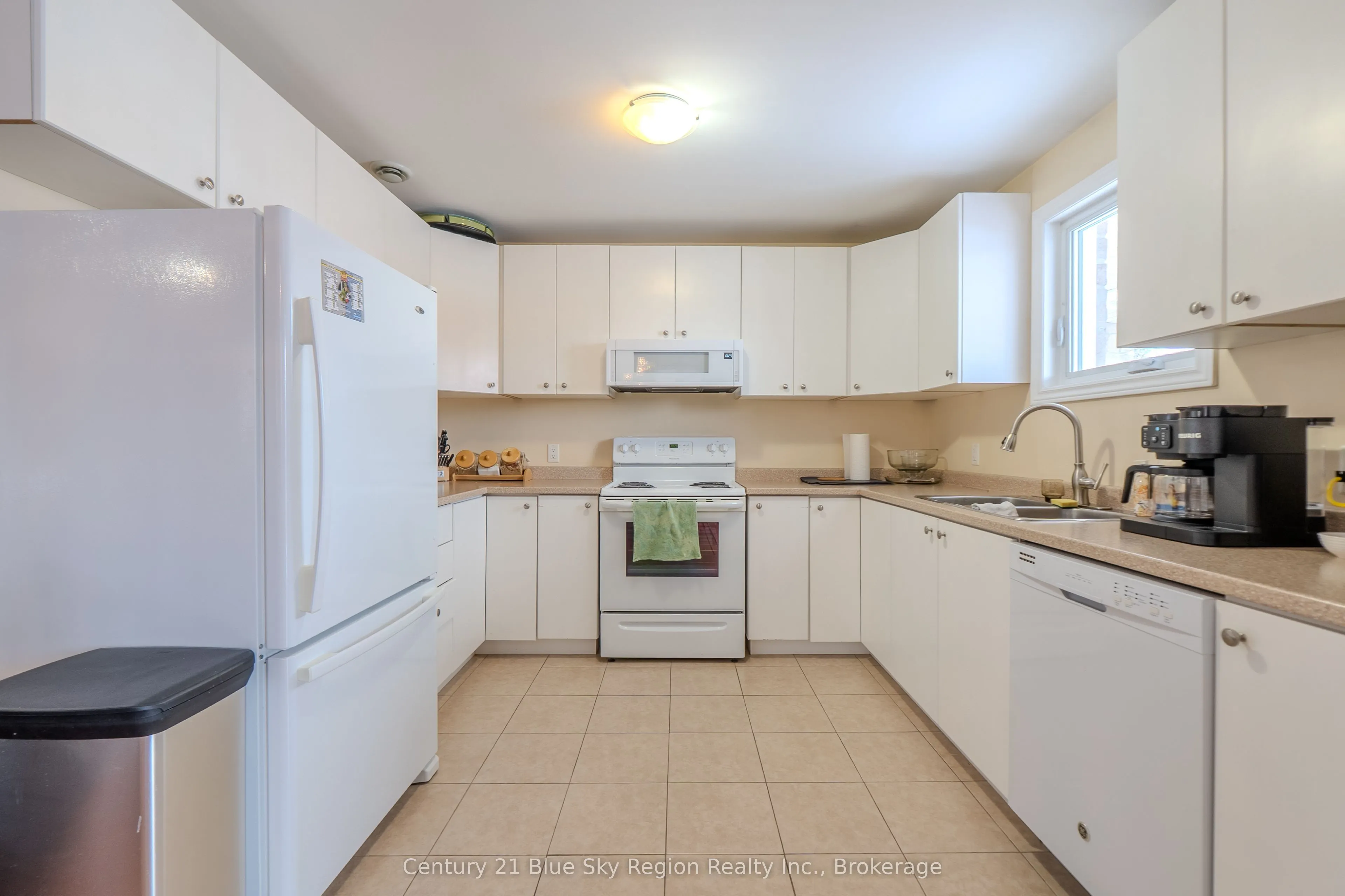 373 First Avenue E