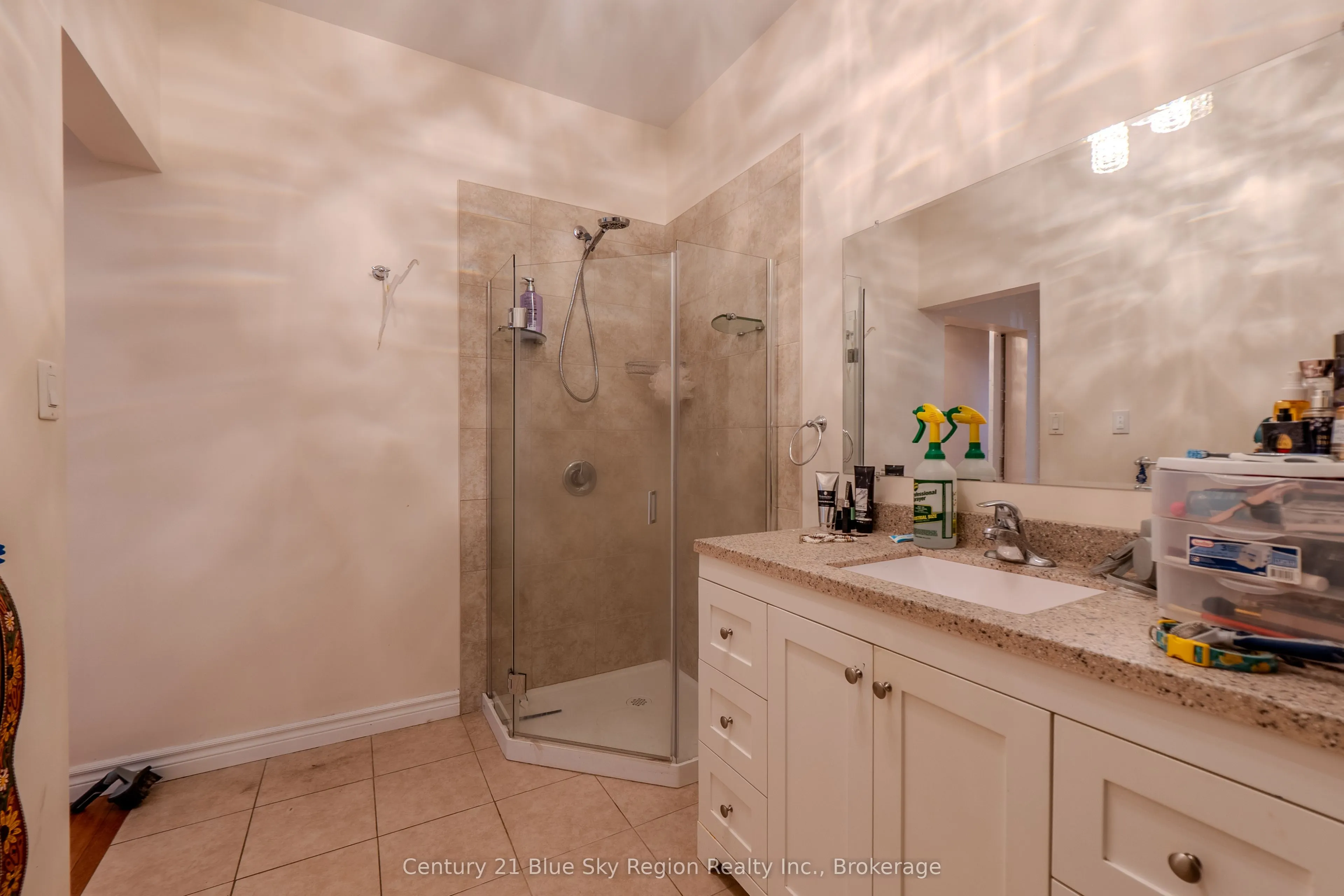 373 First Avenue E