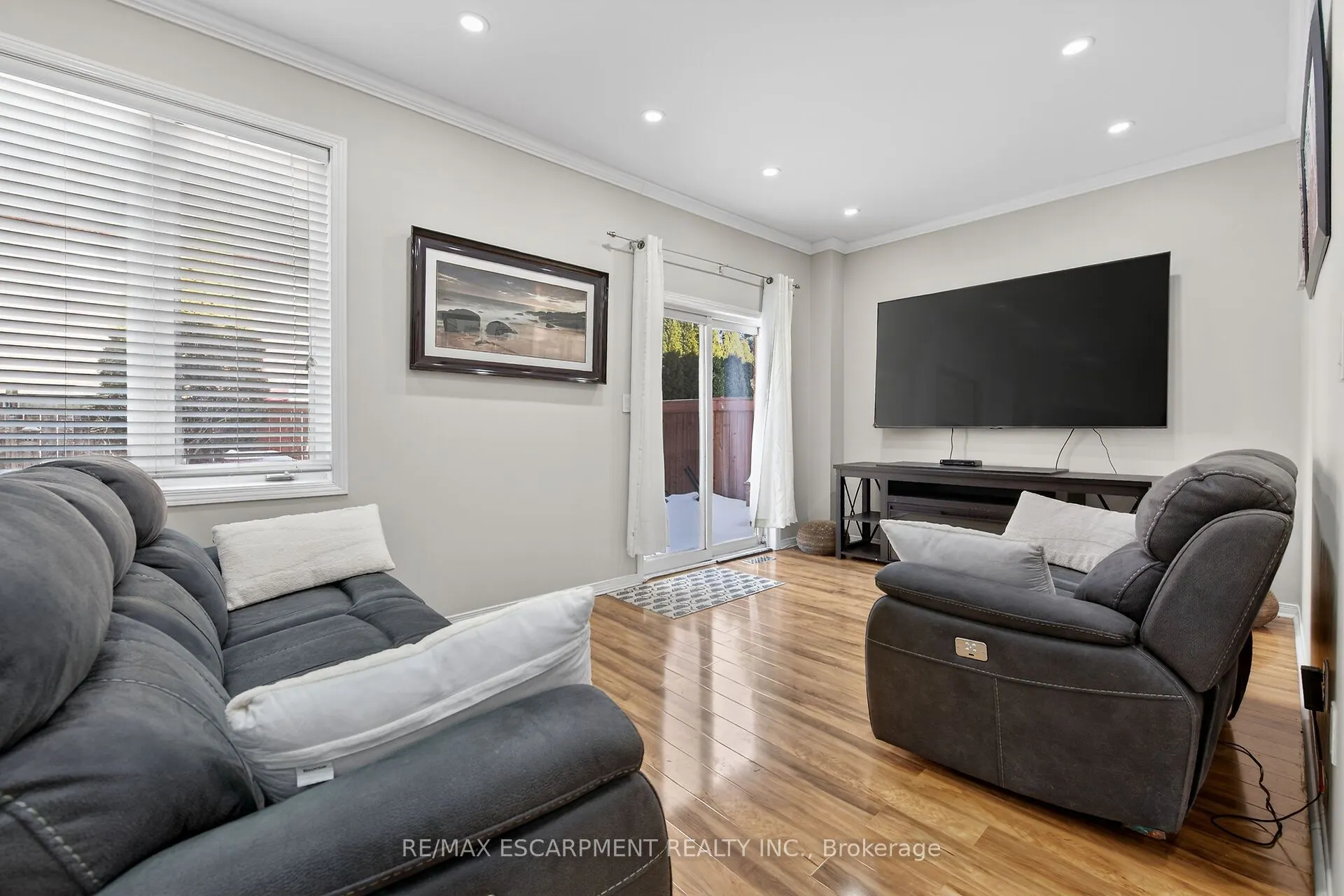 33 Panorama Way