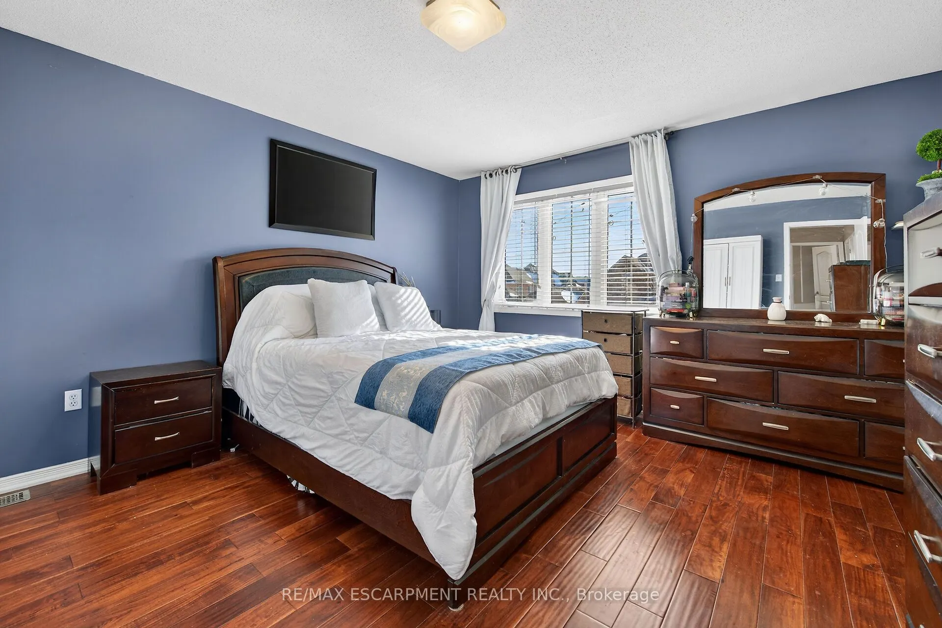 33 Panorama Way