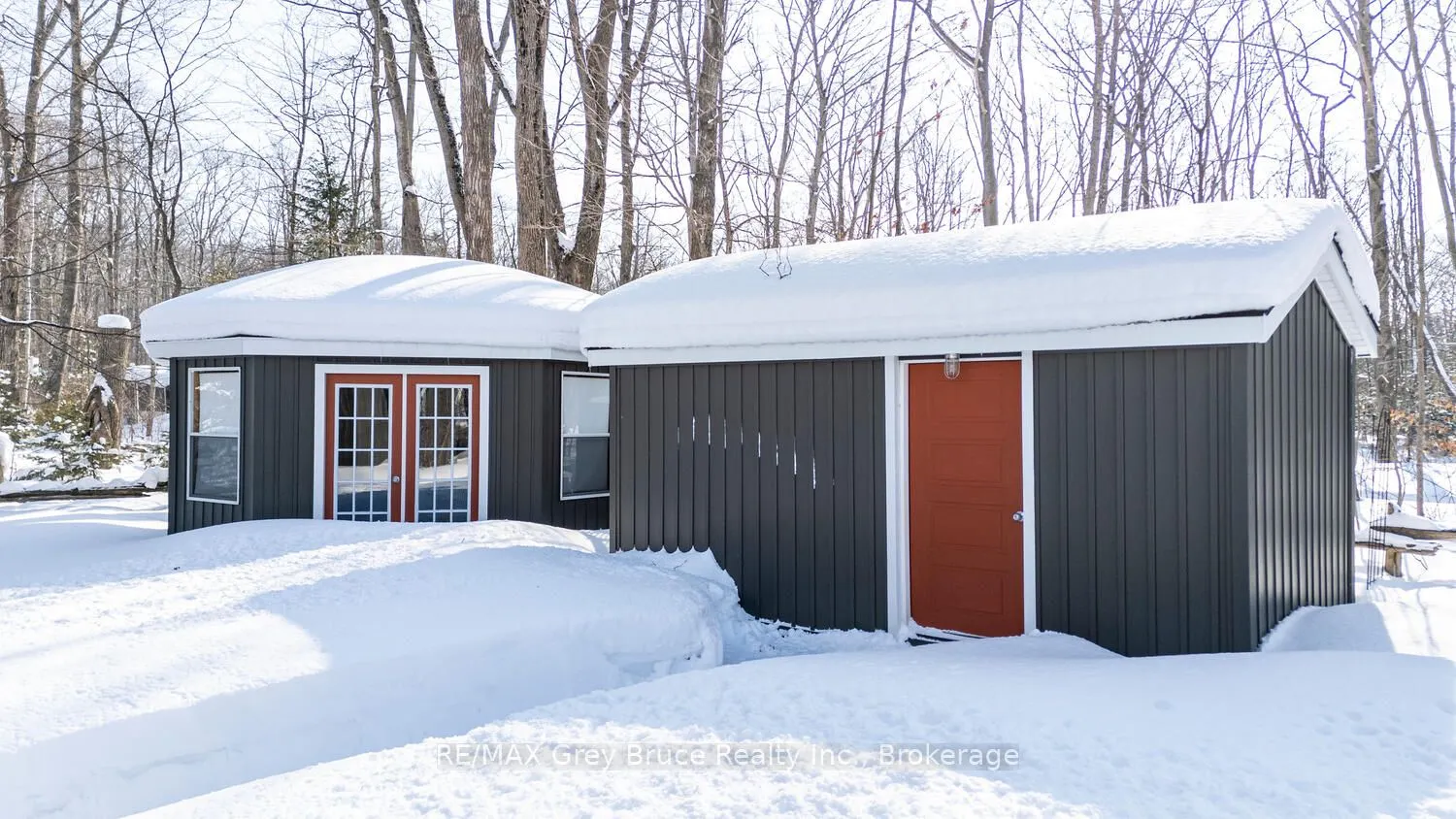 424 Huron Road