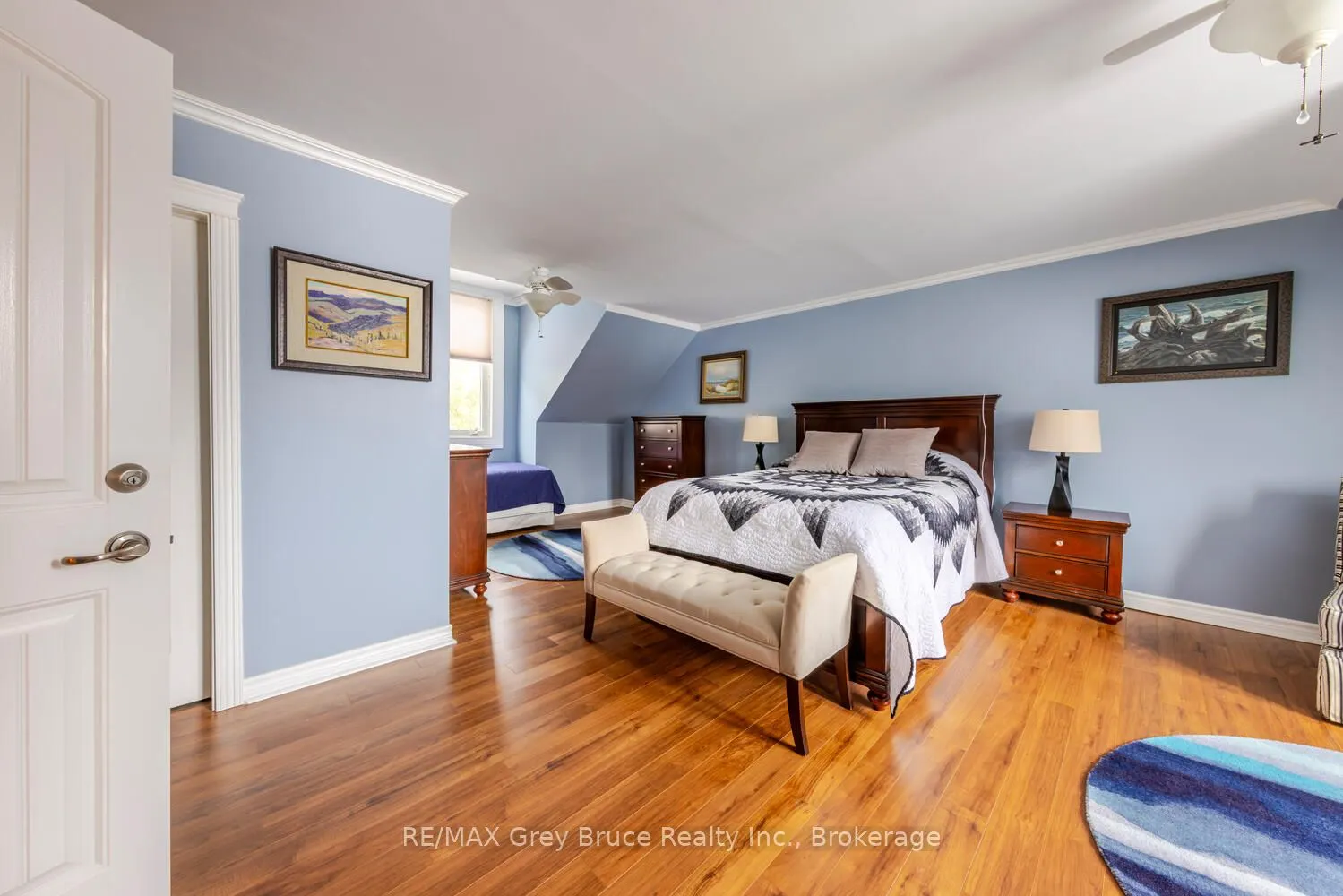 424 Huron Road