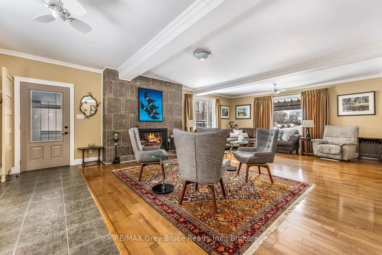 424 Huron Road