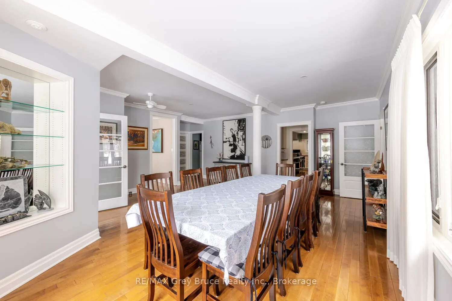 424 Huron Road
