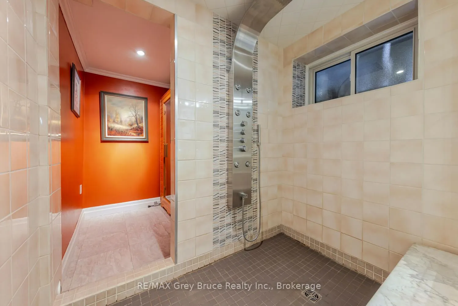 424 Huron Road