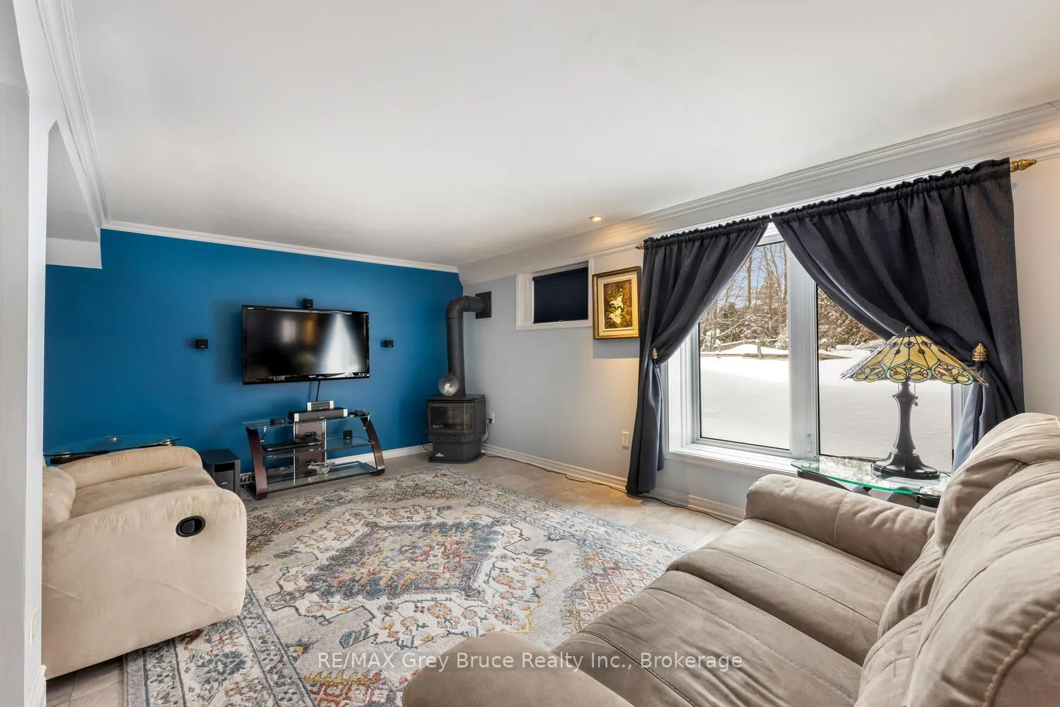 424 Huron Road