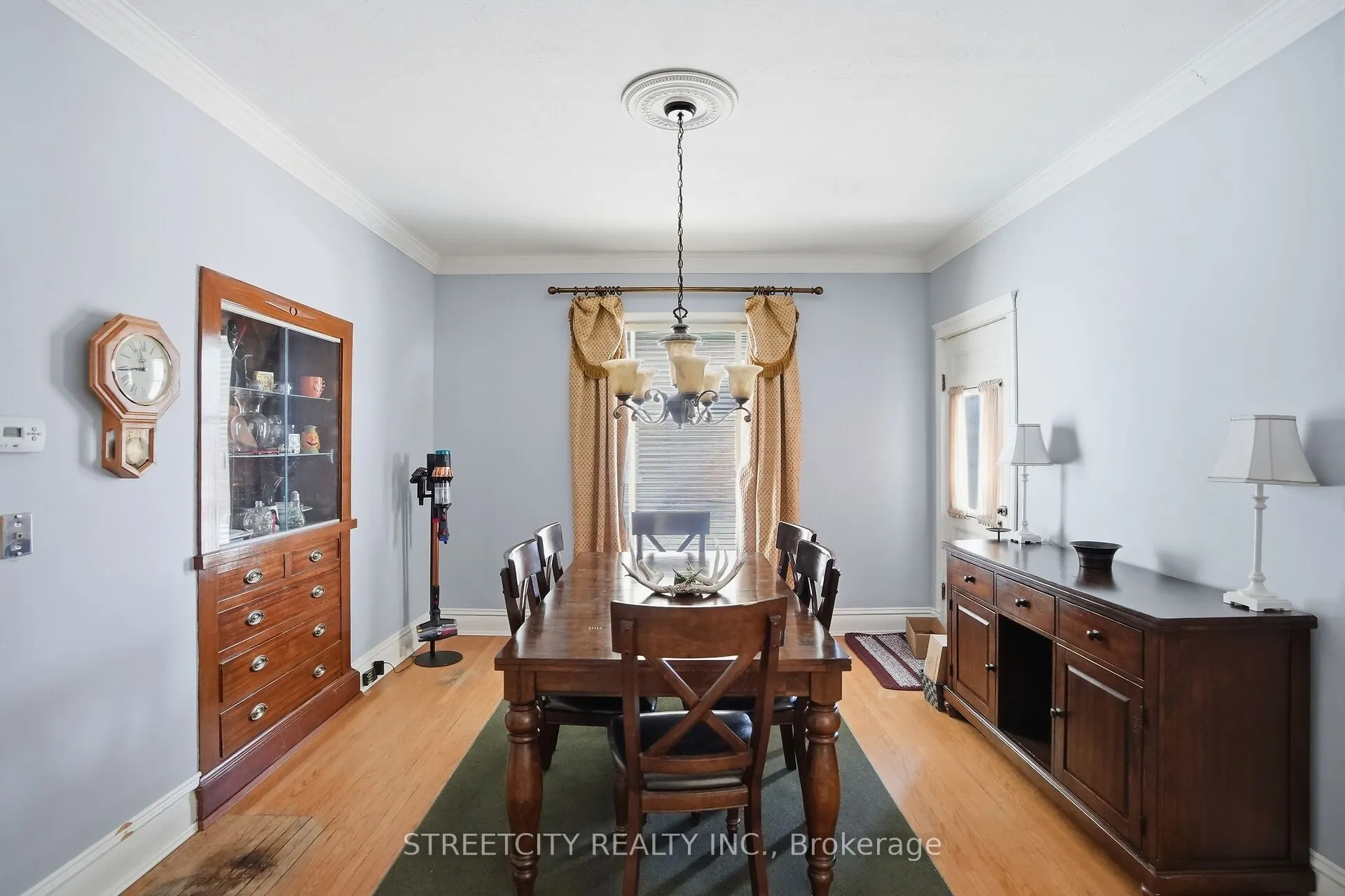 57 ROSEBERY Place
