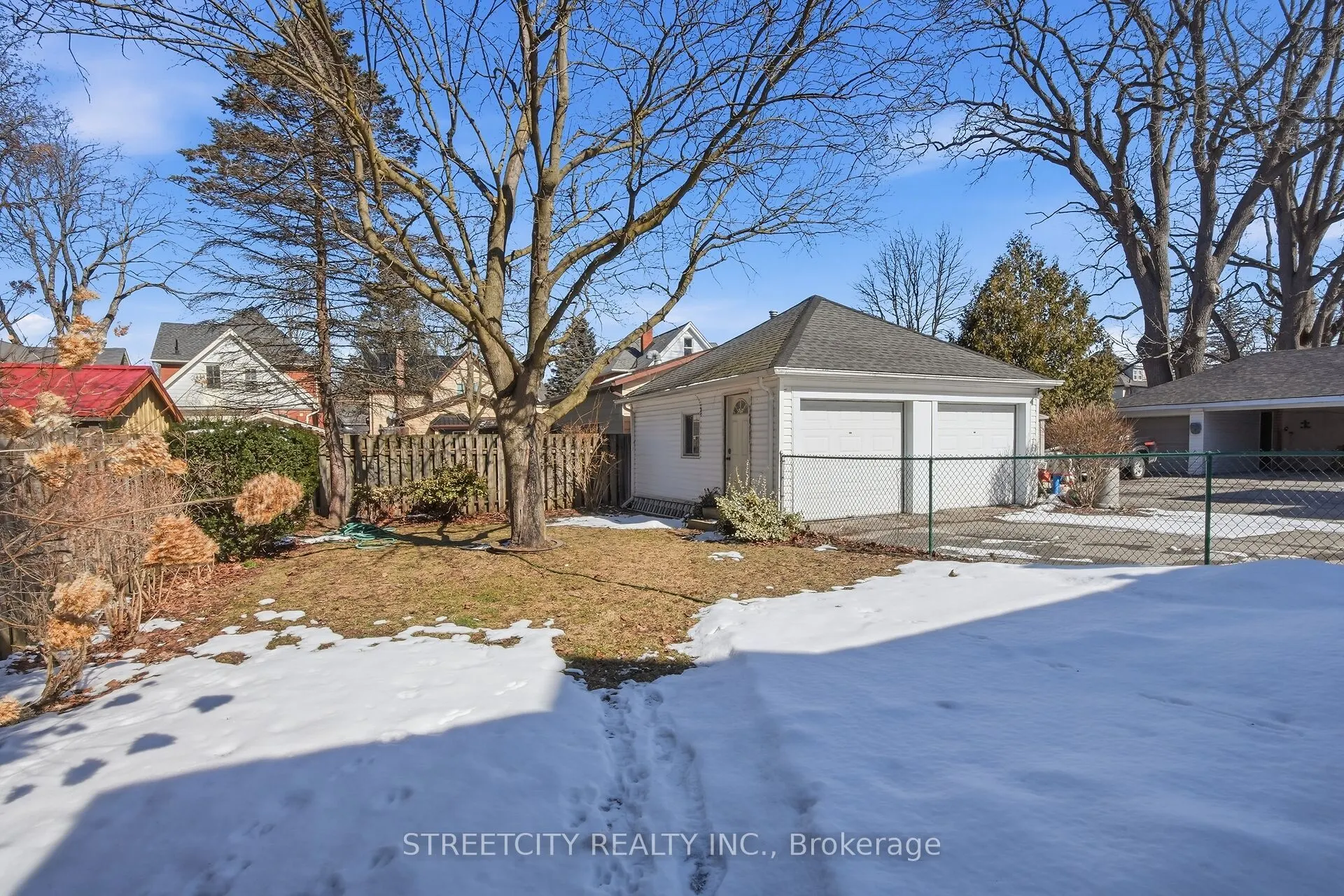 57 ROSEBERY Place
