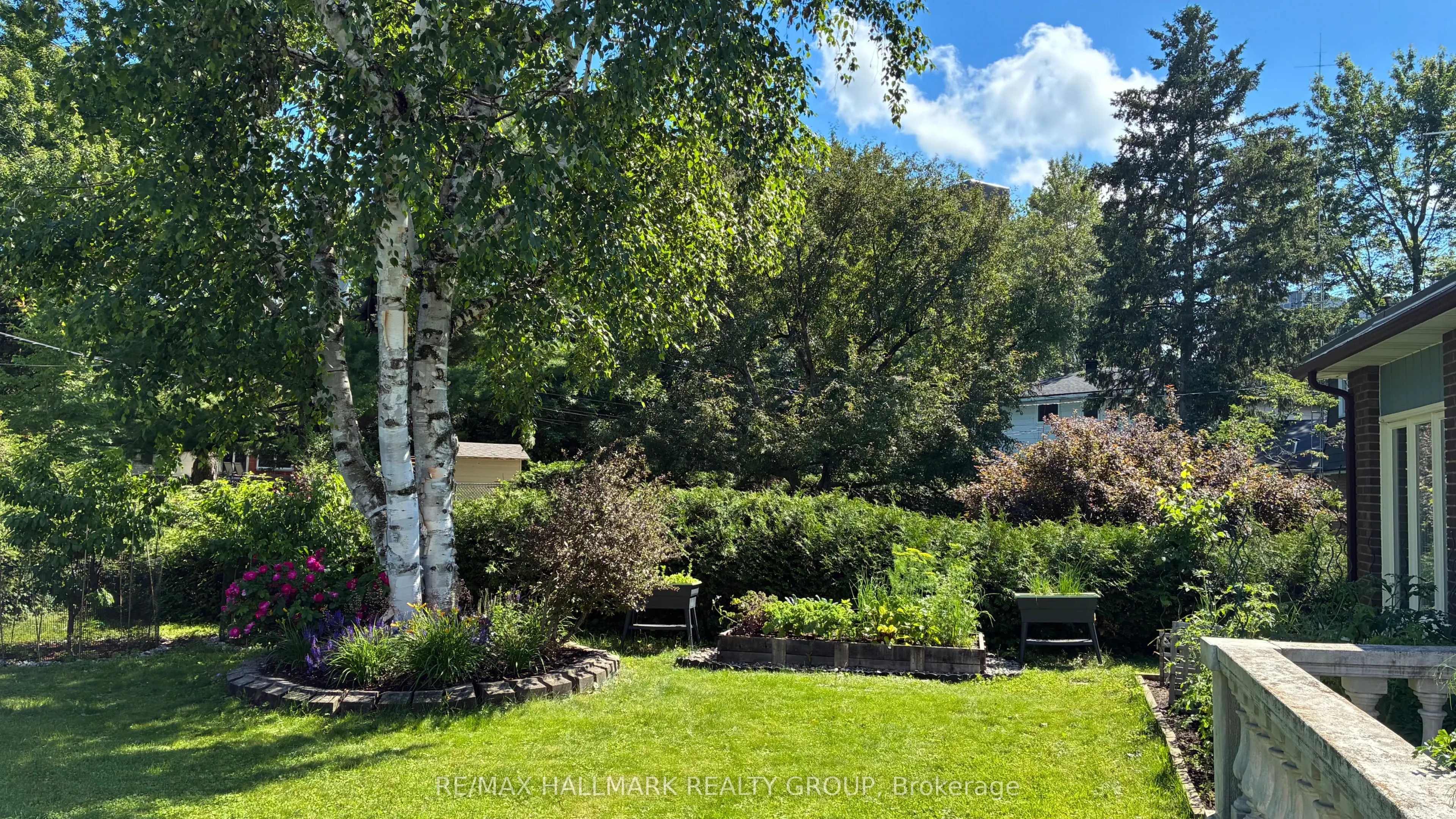 1712 Playfair Drive
