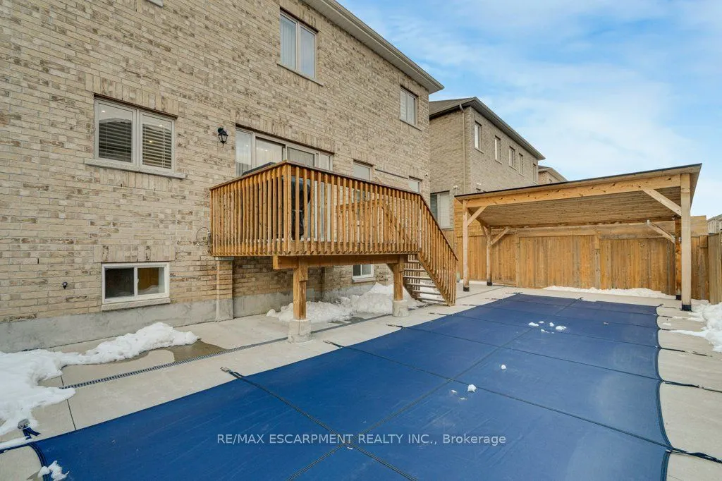 39 Avanti Crescent