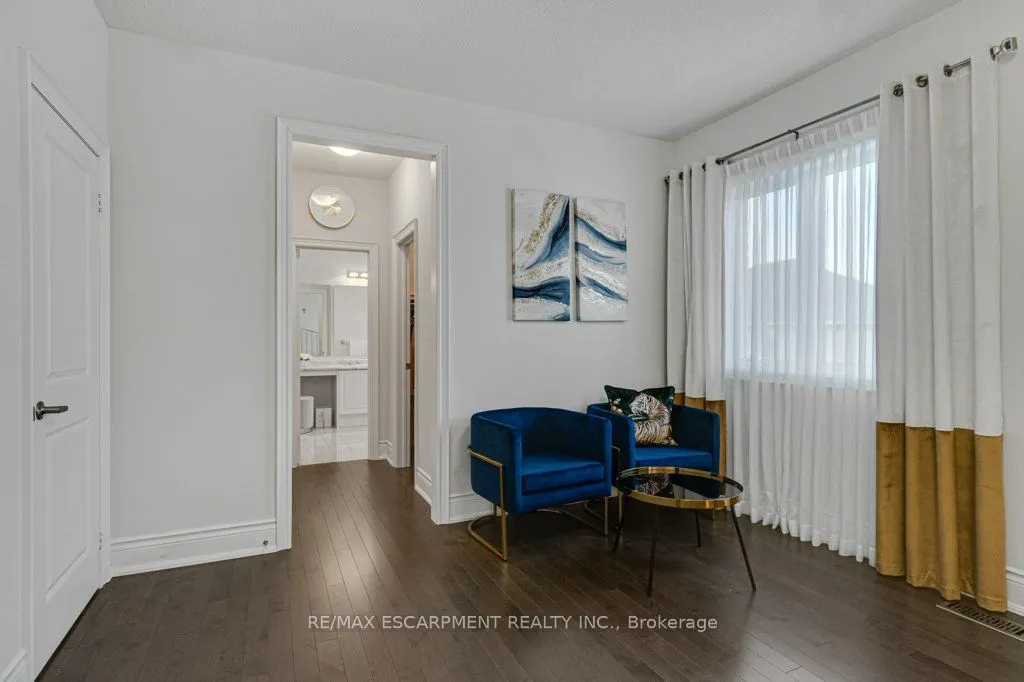 39 Avanti Crescent