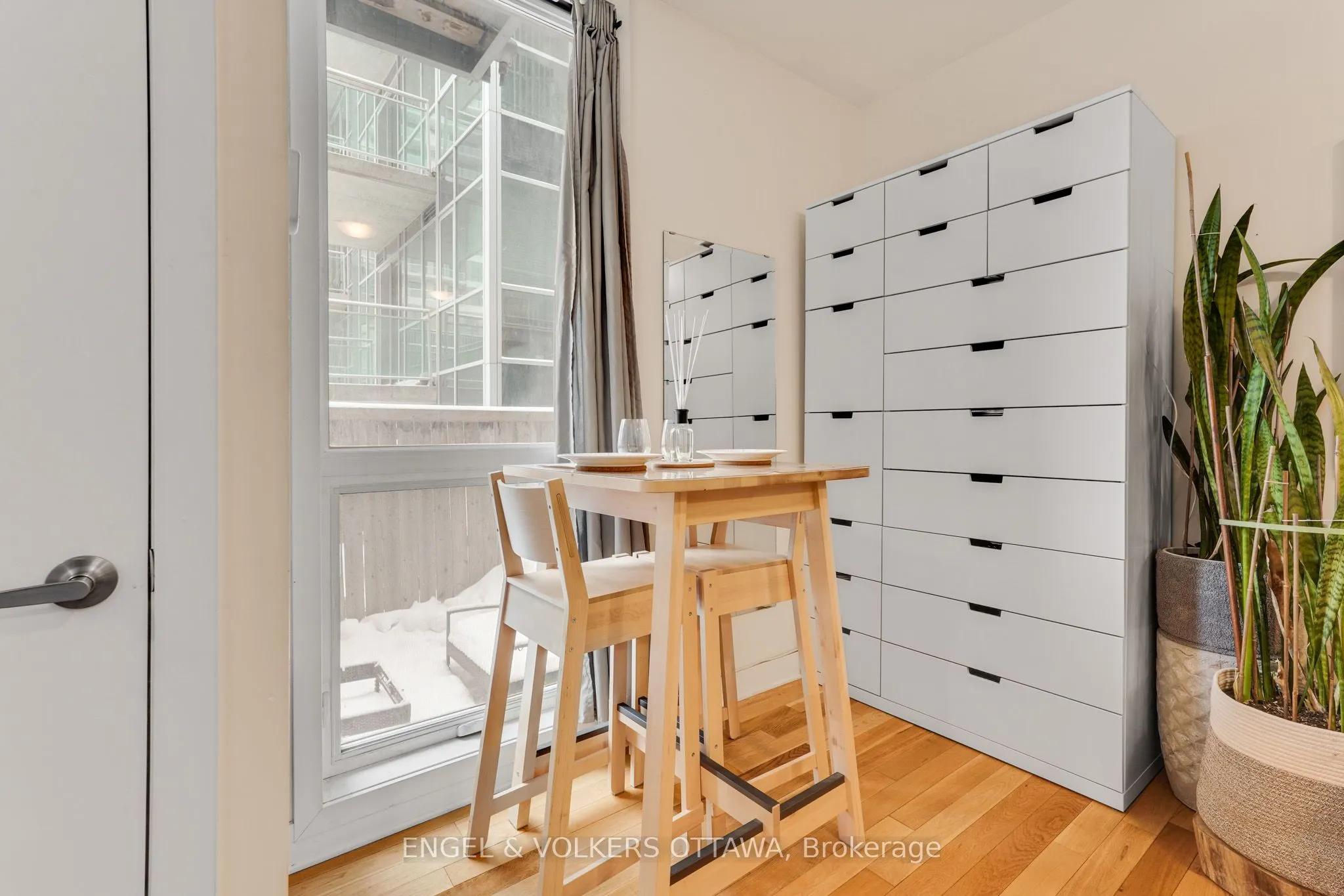 360 Cumberland Street #104
