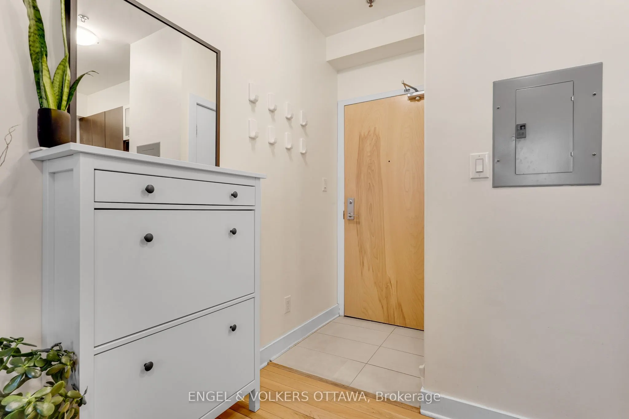 360 Cumberland Street #104
