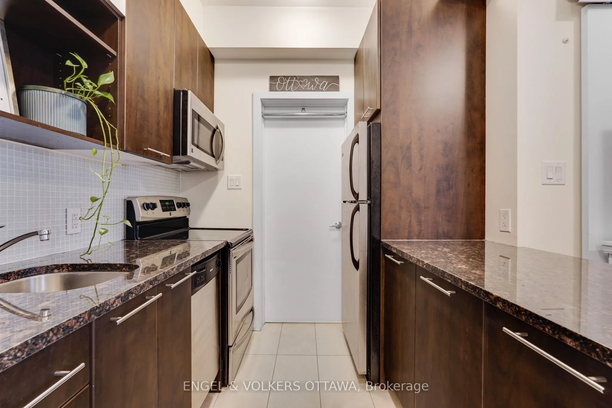 360 Cumberland Street #104