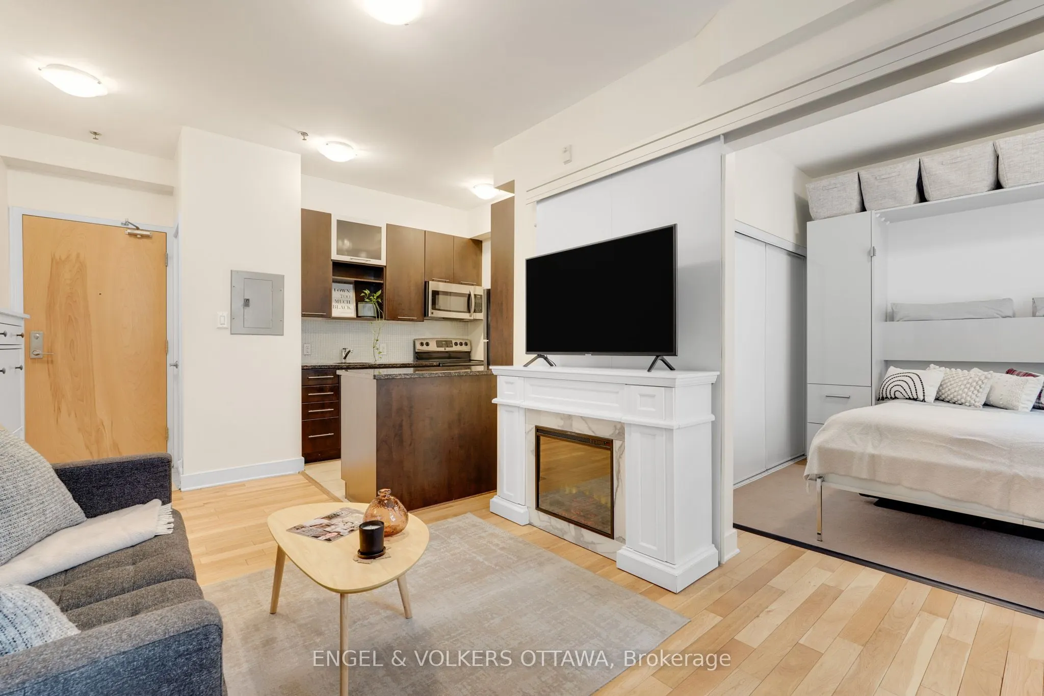 360 Cumberland Street #104