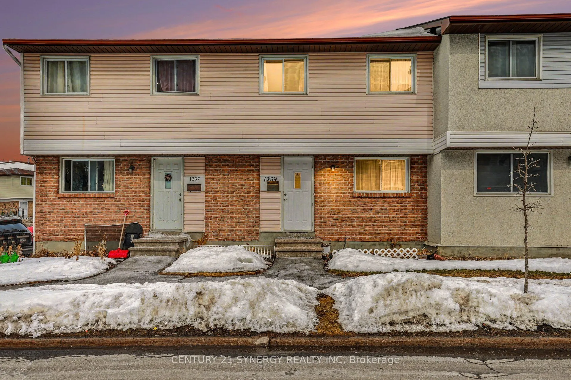 1239 Bowmount Street #73