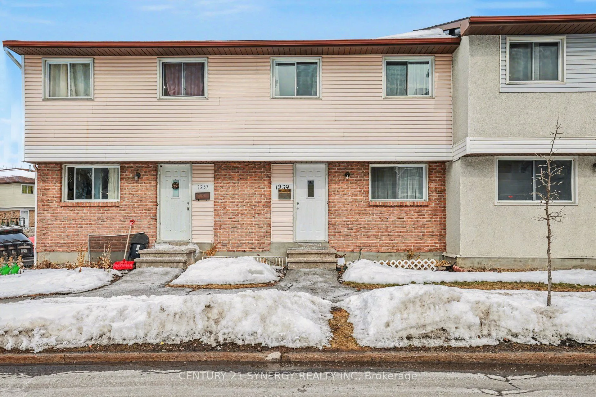 1239 Bowmount Street #73