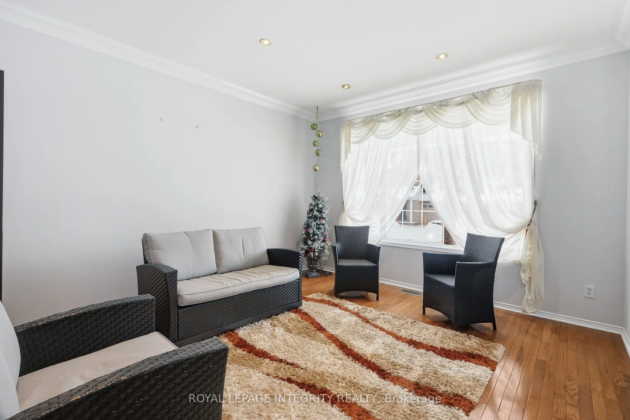 2104 Sandy Oaks Drive