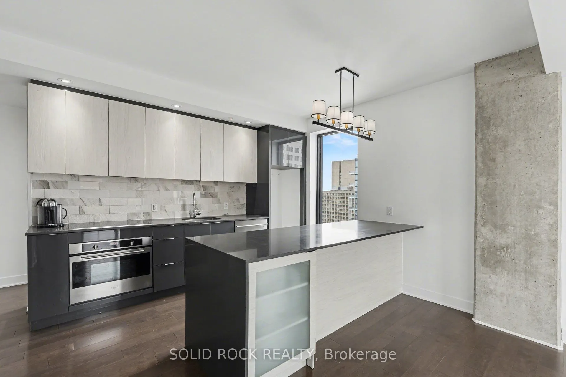 20 Daly Avenue #1606