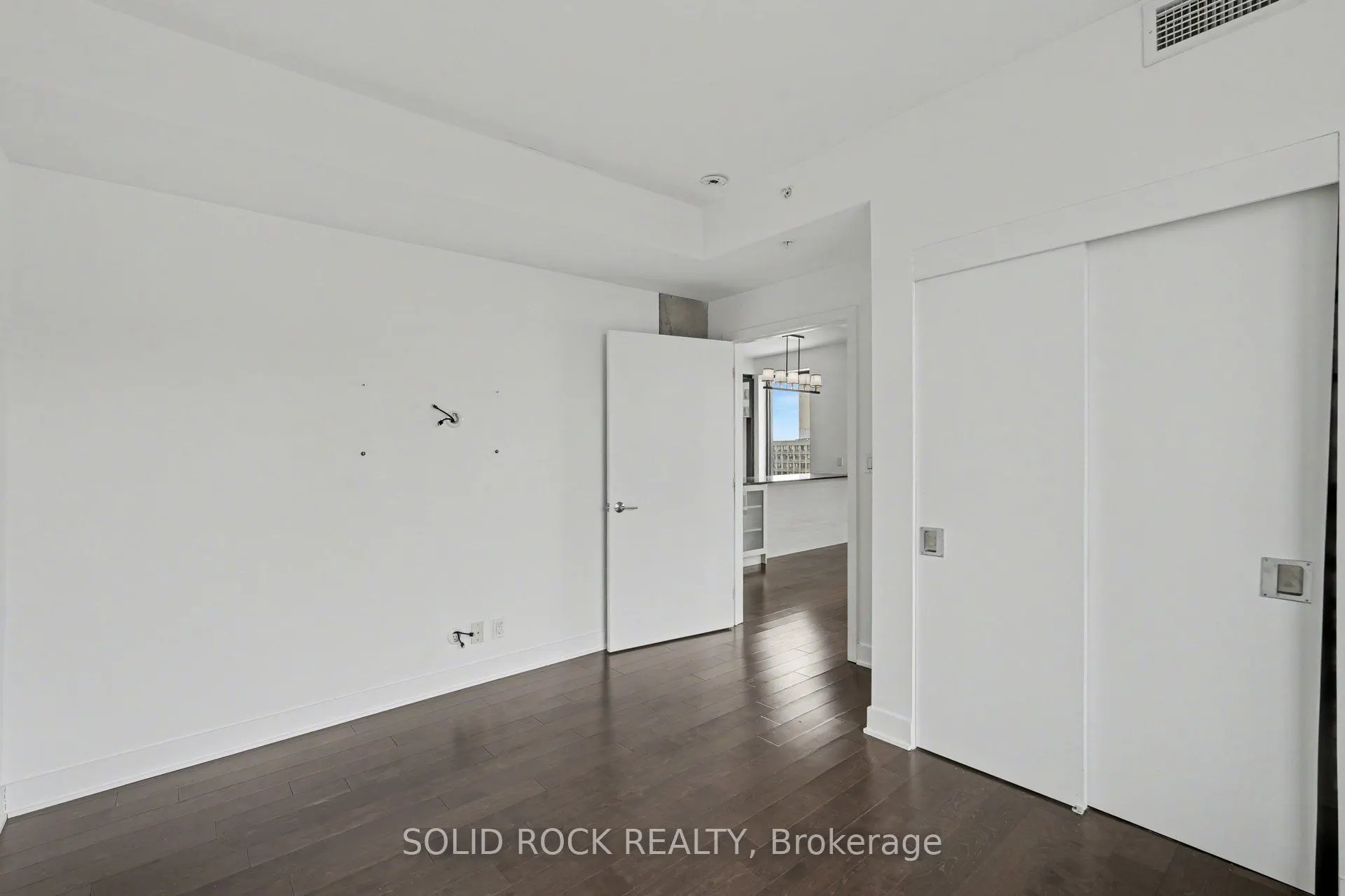 20 Daly Avenue #1606