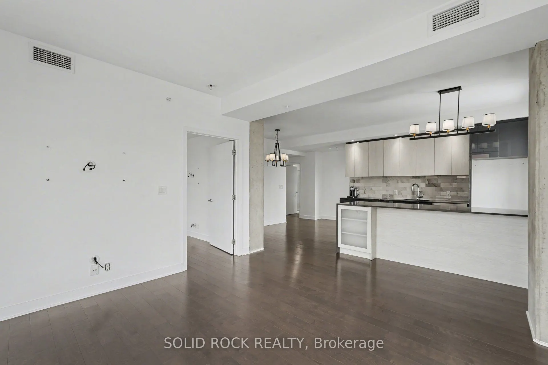 20 Daly Avenue #1606
